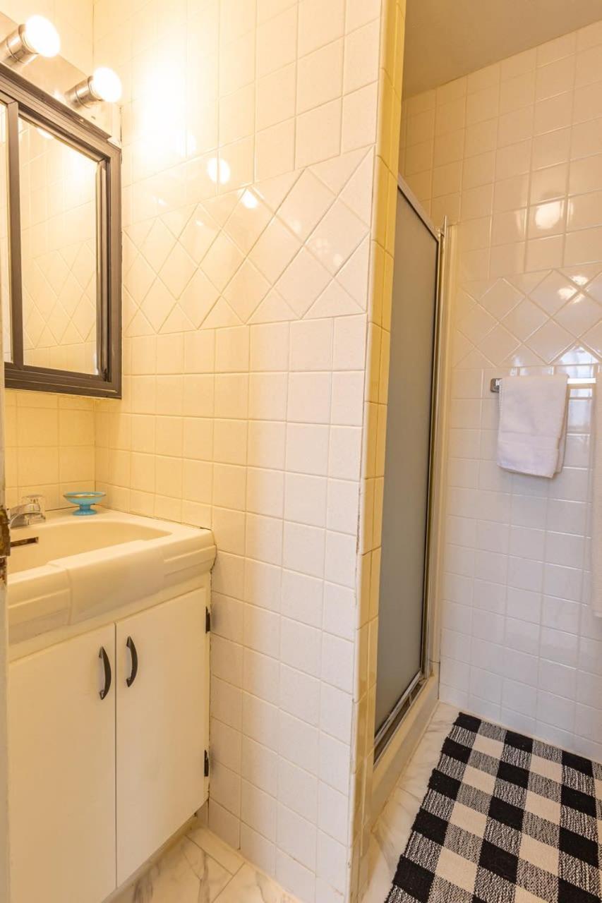 One-Bedroom Apartment - Photo 20