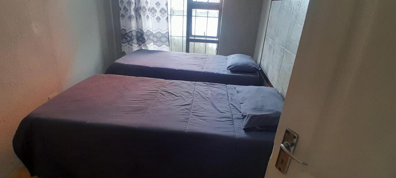 Budget Twin Room photo 2