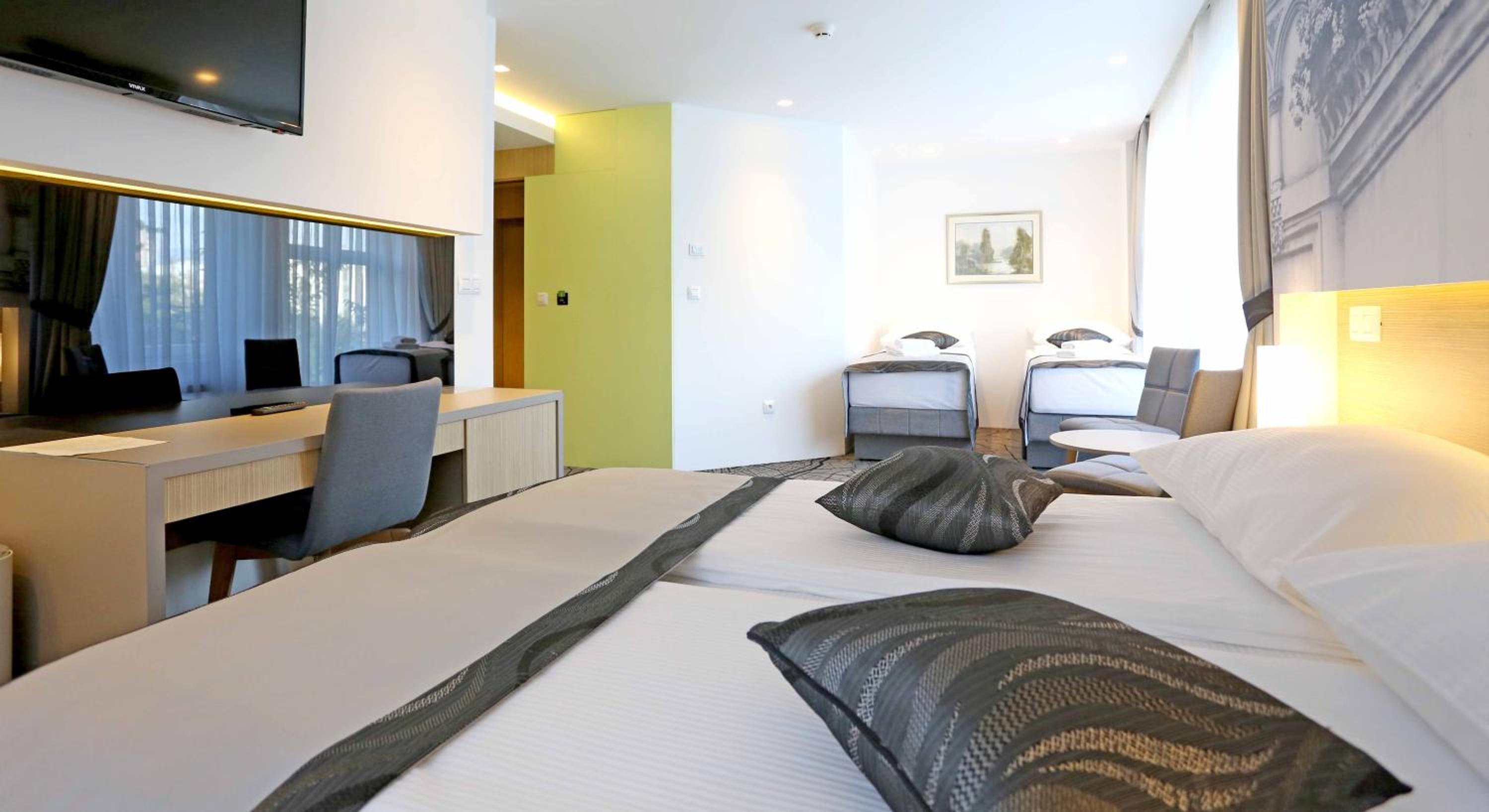 Quadruple Room photo 2