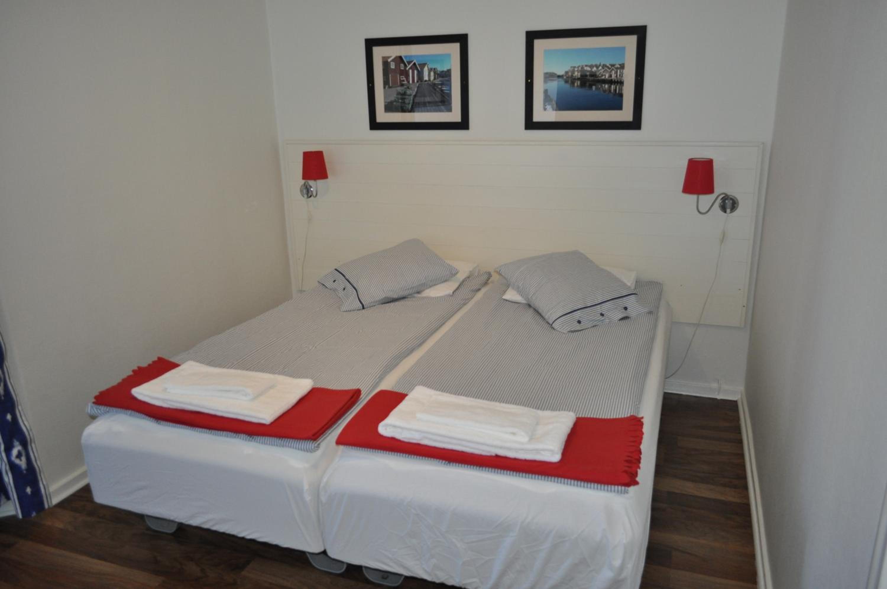 Double or Twin Room - Photo 7