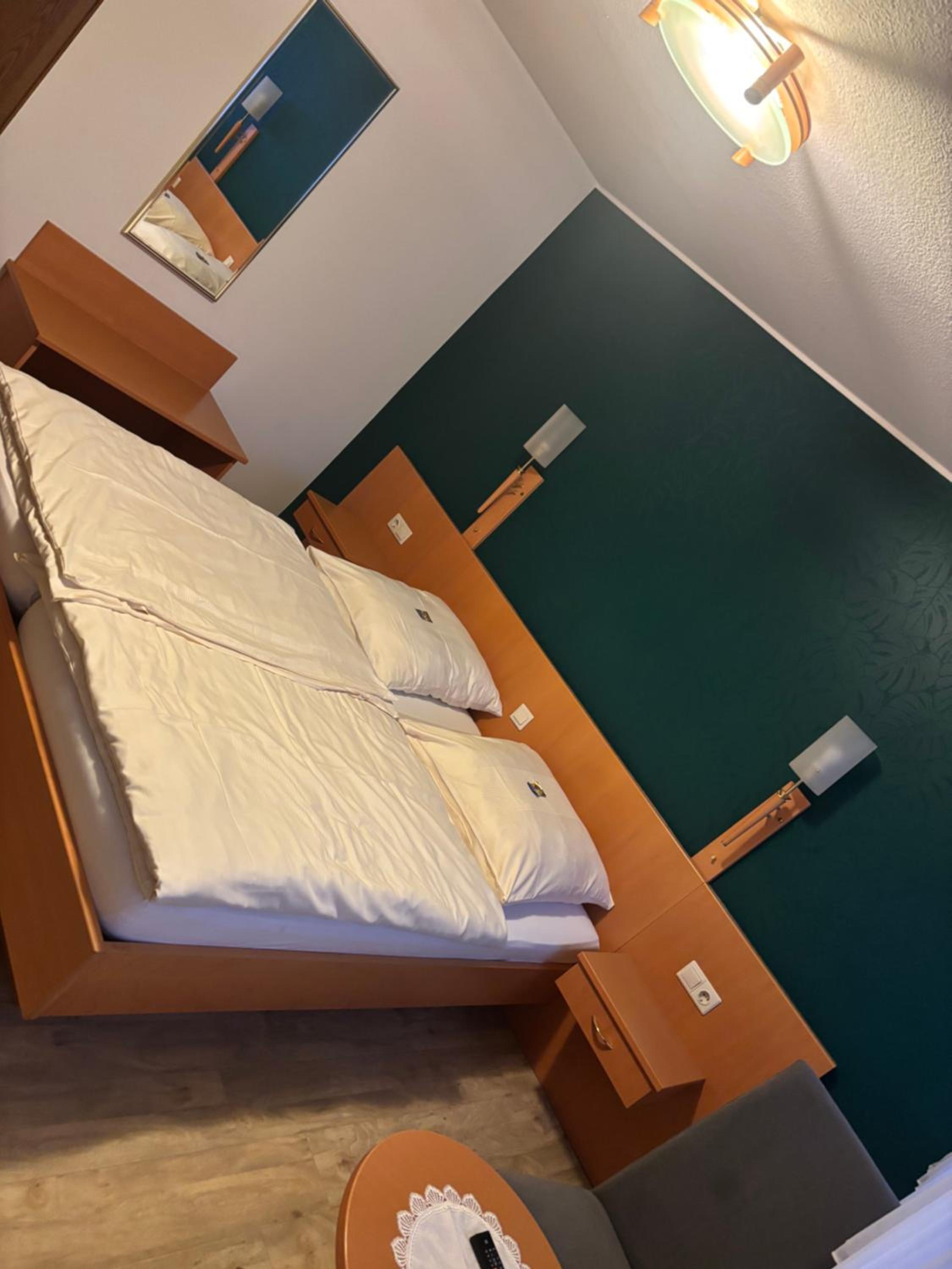 Budget Twin Room photo 2