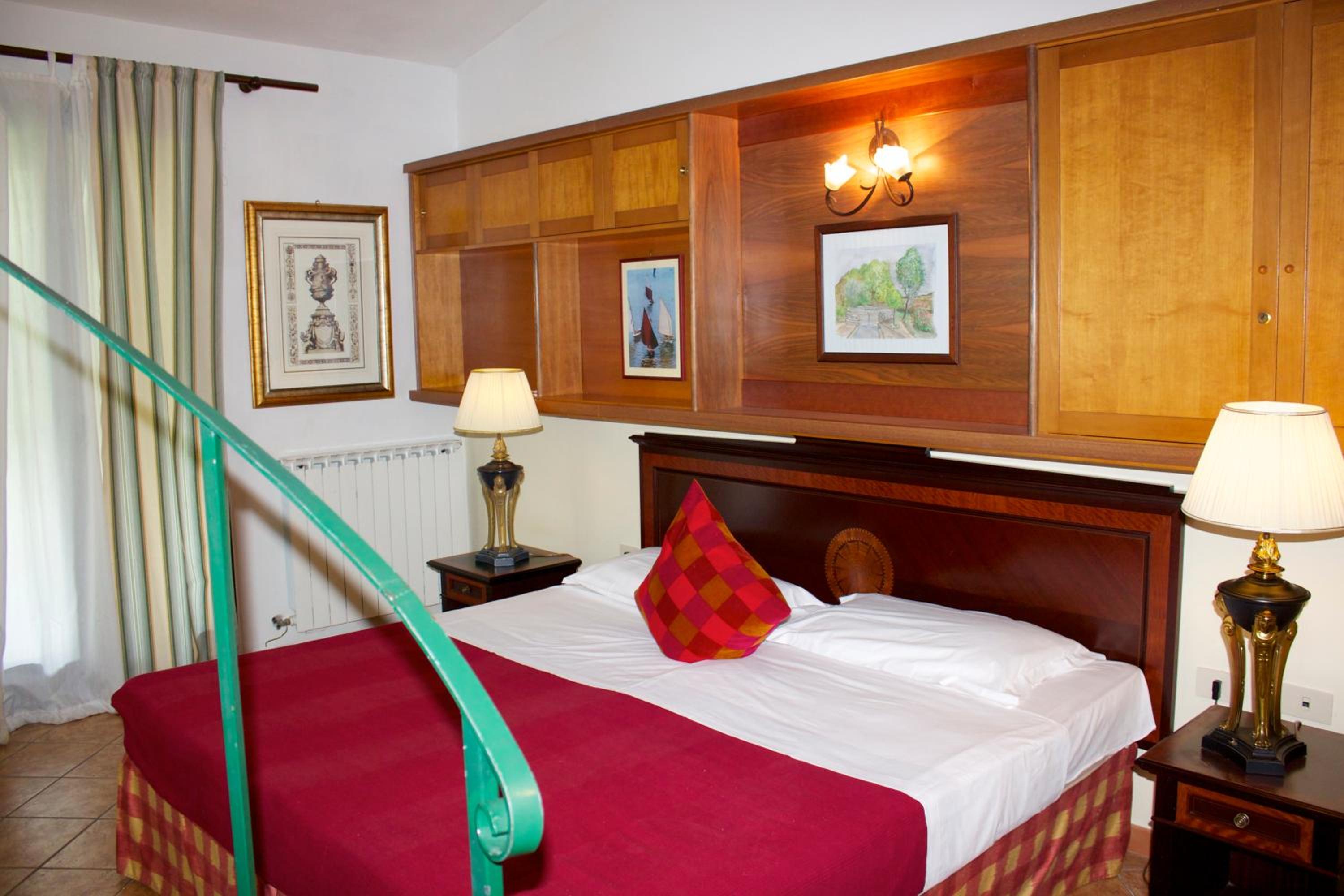 Double Room - Photo 4