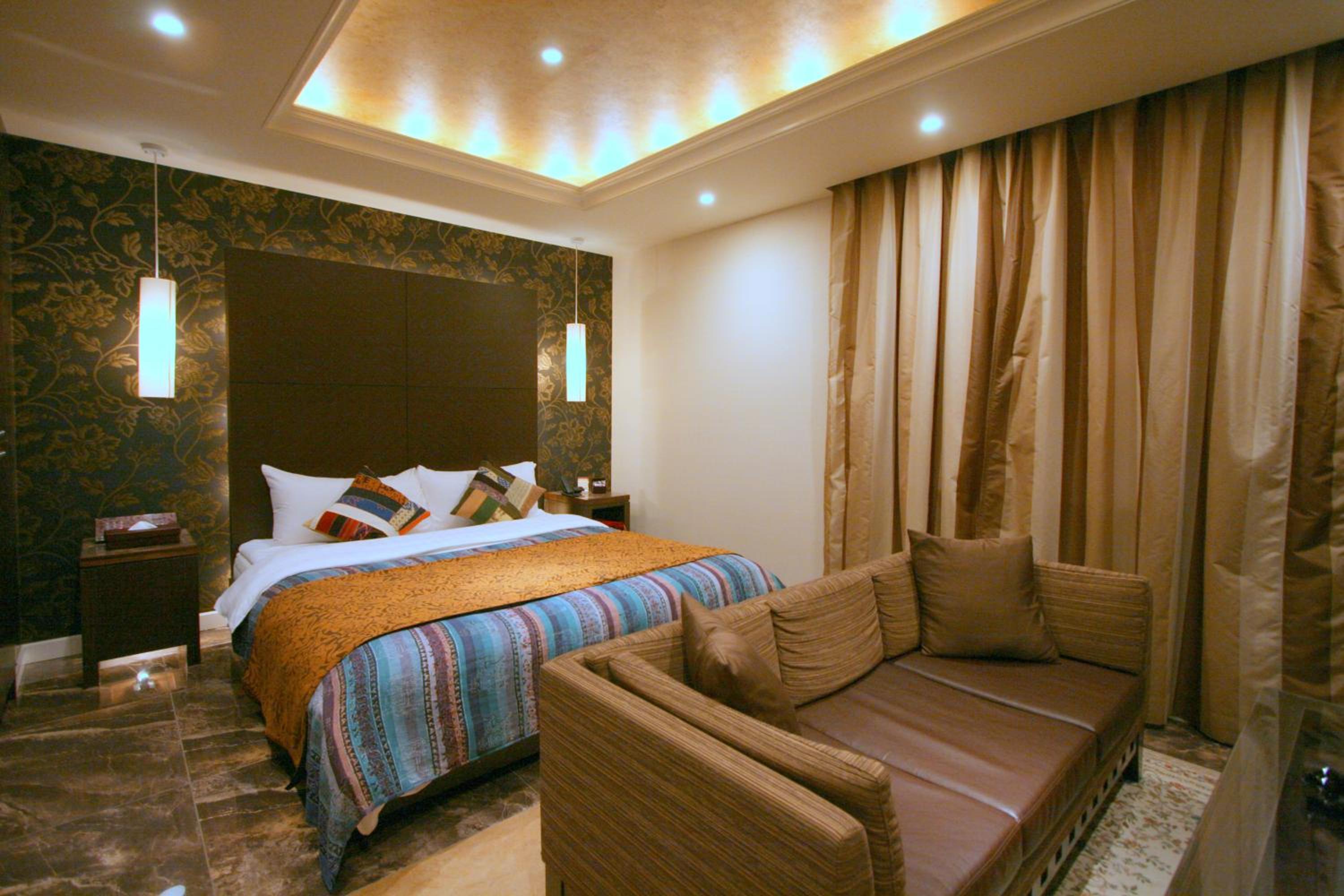 Standard Double Room - Photo 8