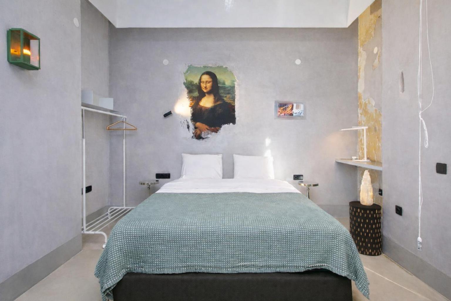 Deluxe Double Room with Side Sea View