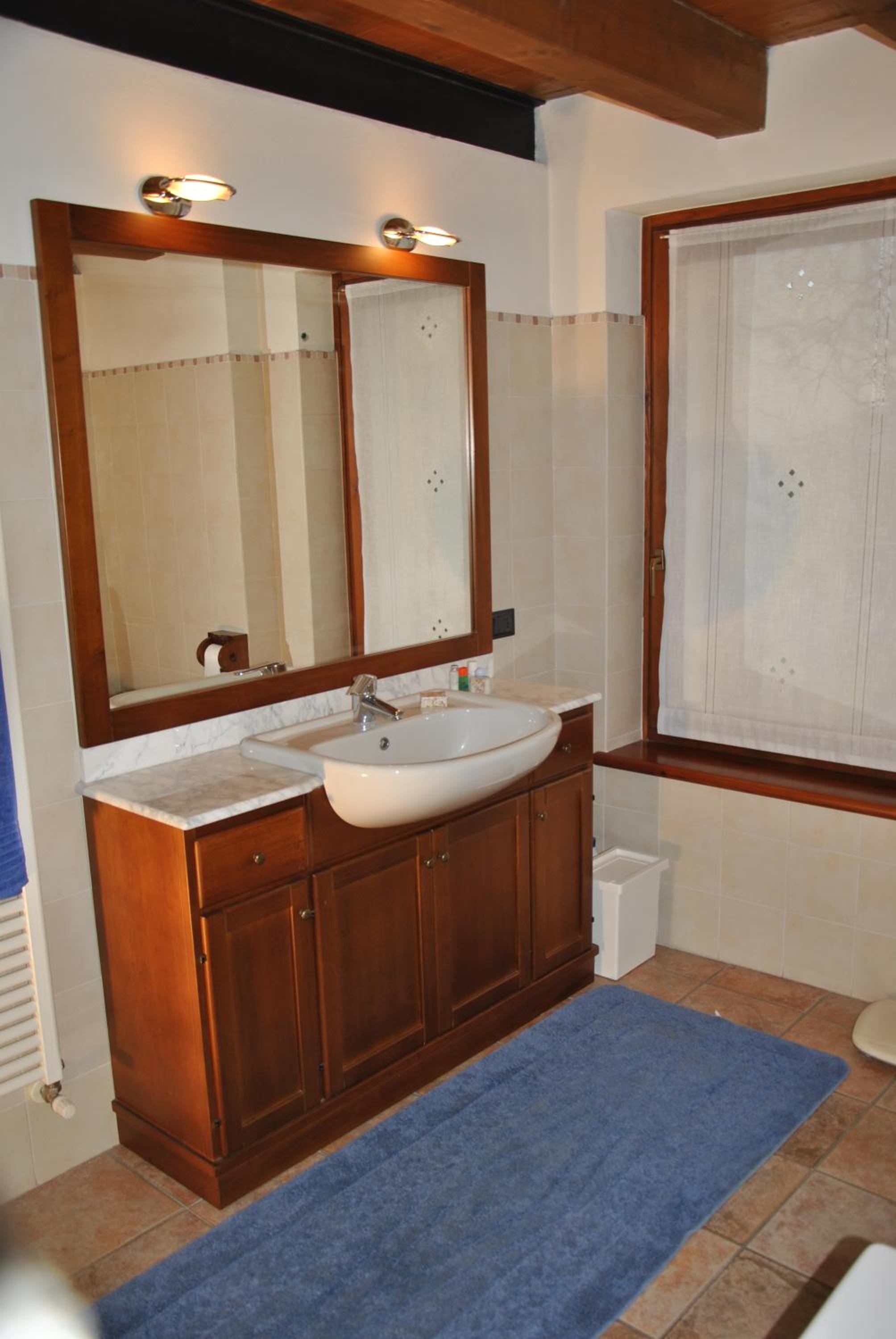 Triple Room with Private Bathroom - Photo 4
