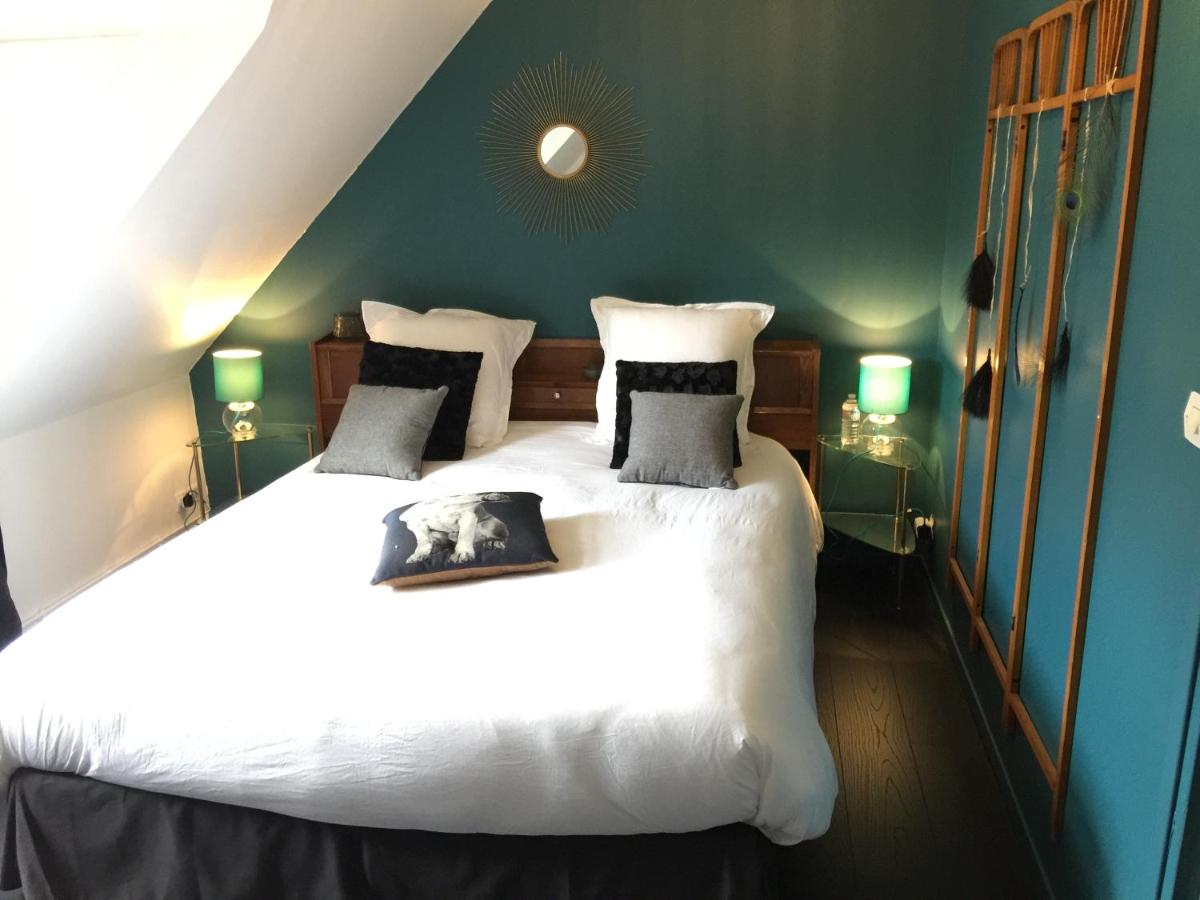 Double Room with Pool View