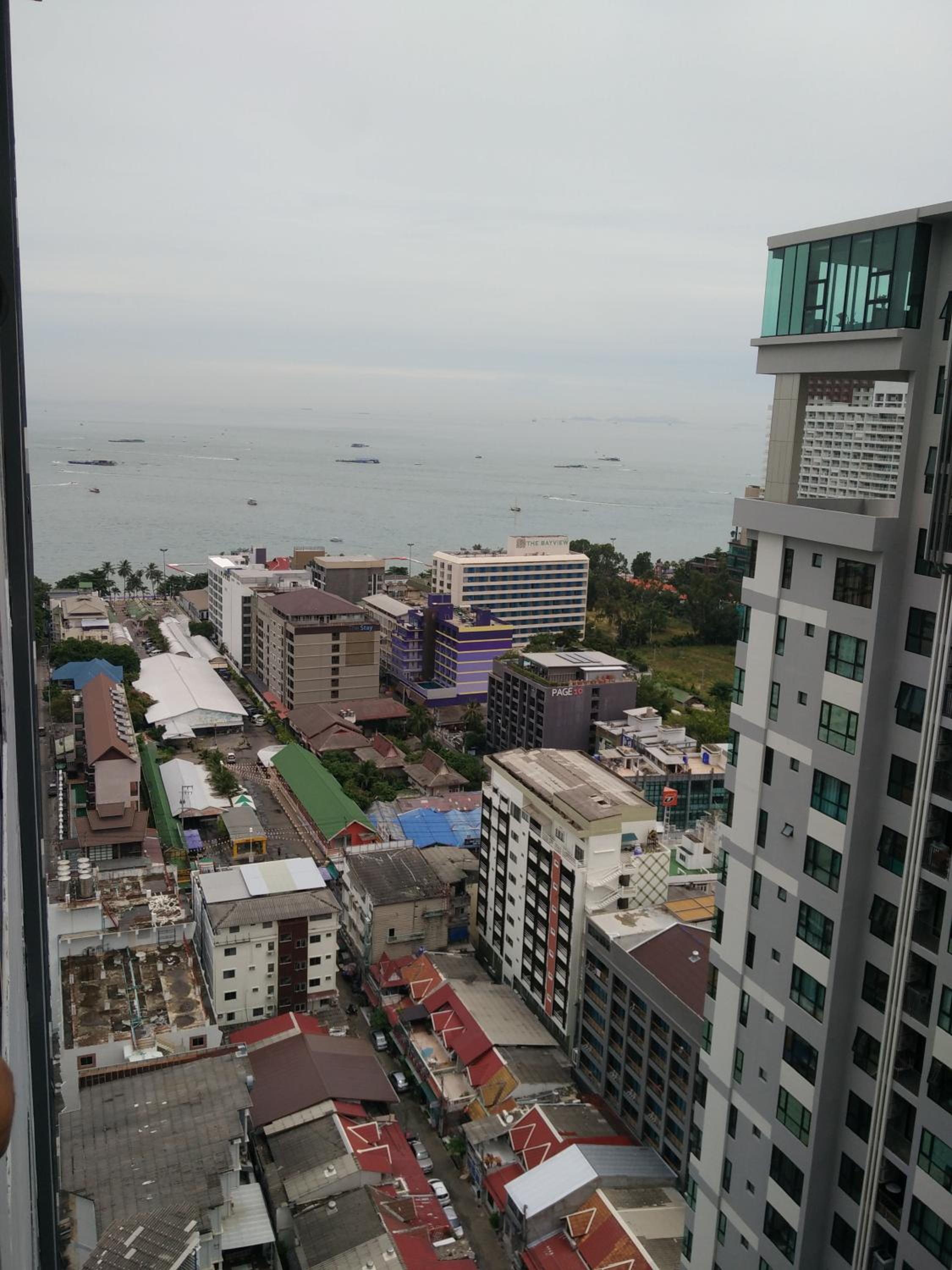 Apartment with Sea View - Photo 5