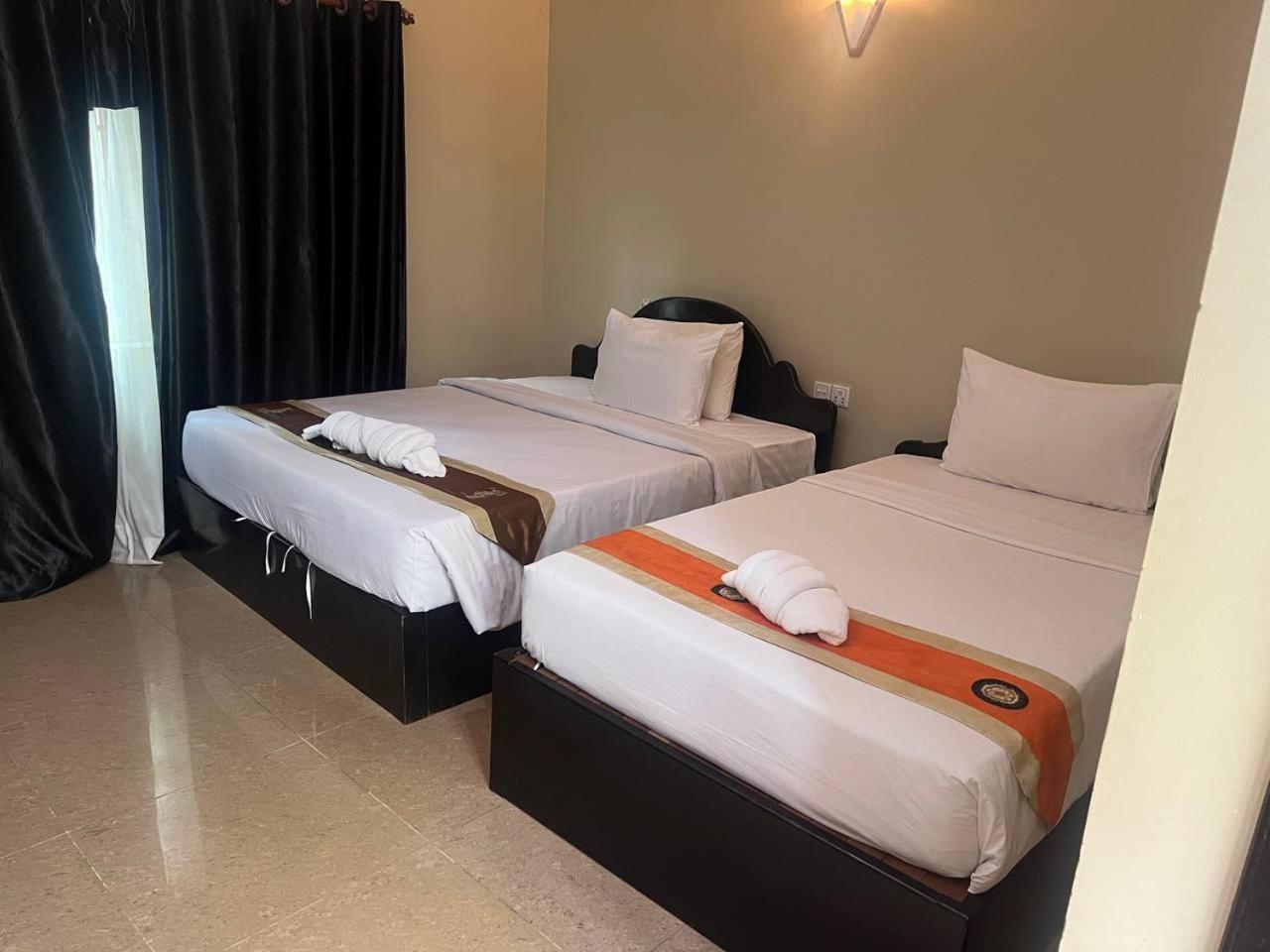 Deluxe Triple Room - Photo 7