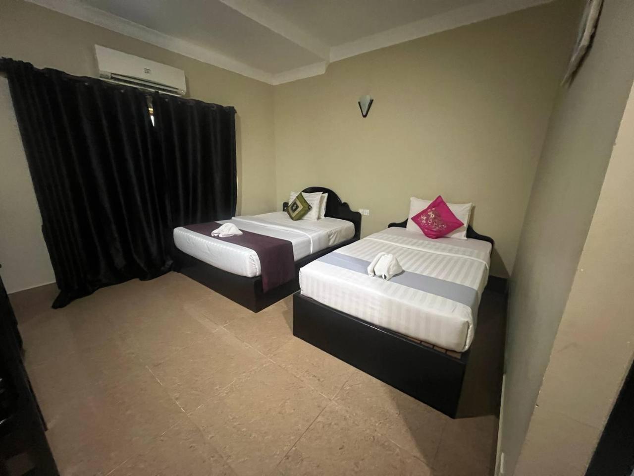 Deluxe Triple Room - Photo 5