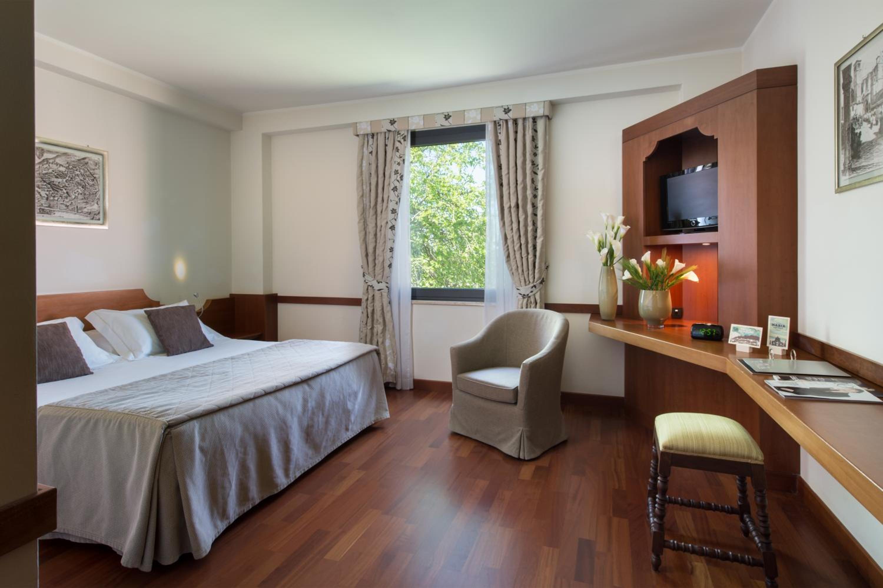 Classic Double or Twin Room