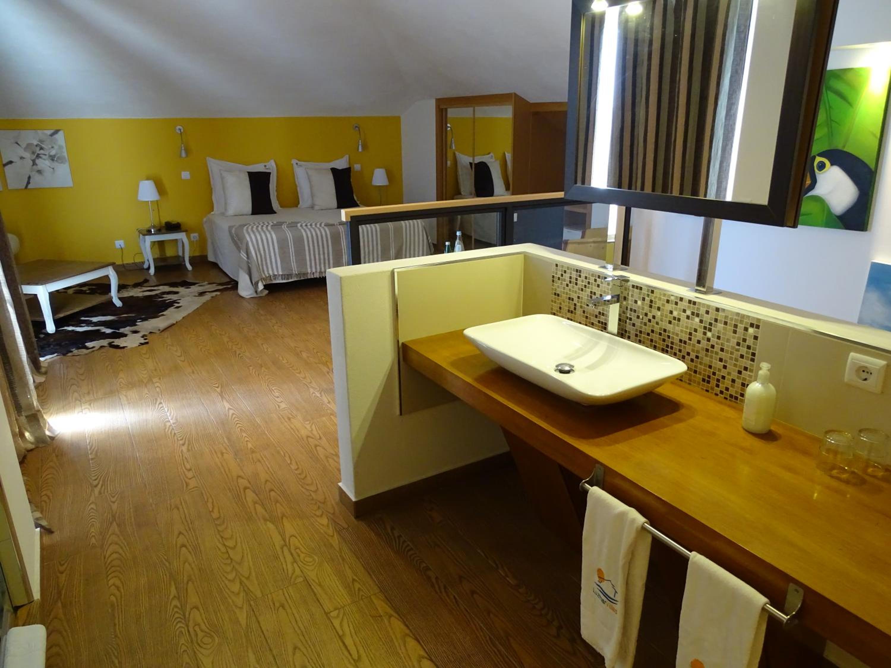 Family Room photo 3