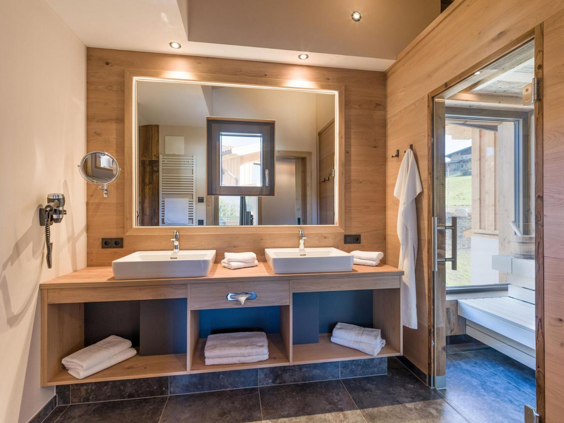 Three-Bedroom Chalet photo 1
