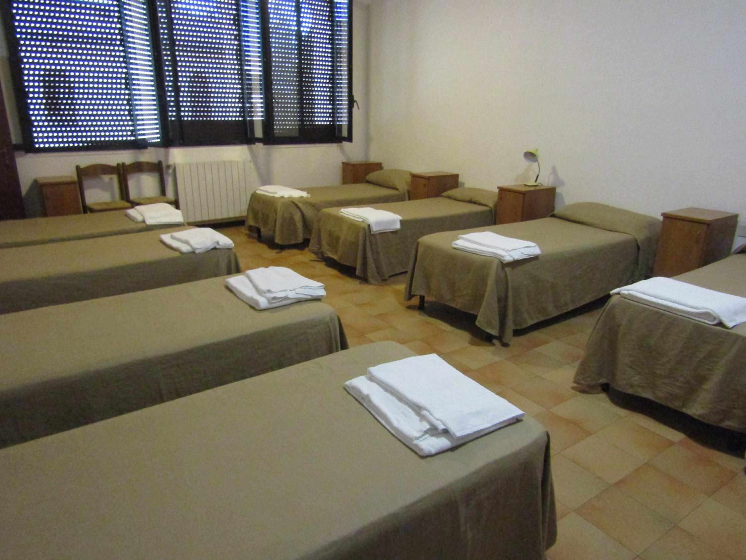 Family Room (8 Adults) With Two Private Bathrooms - Garden View