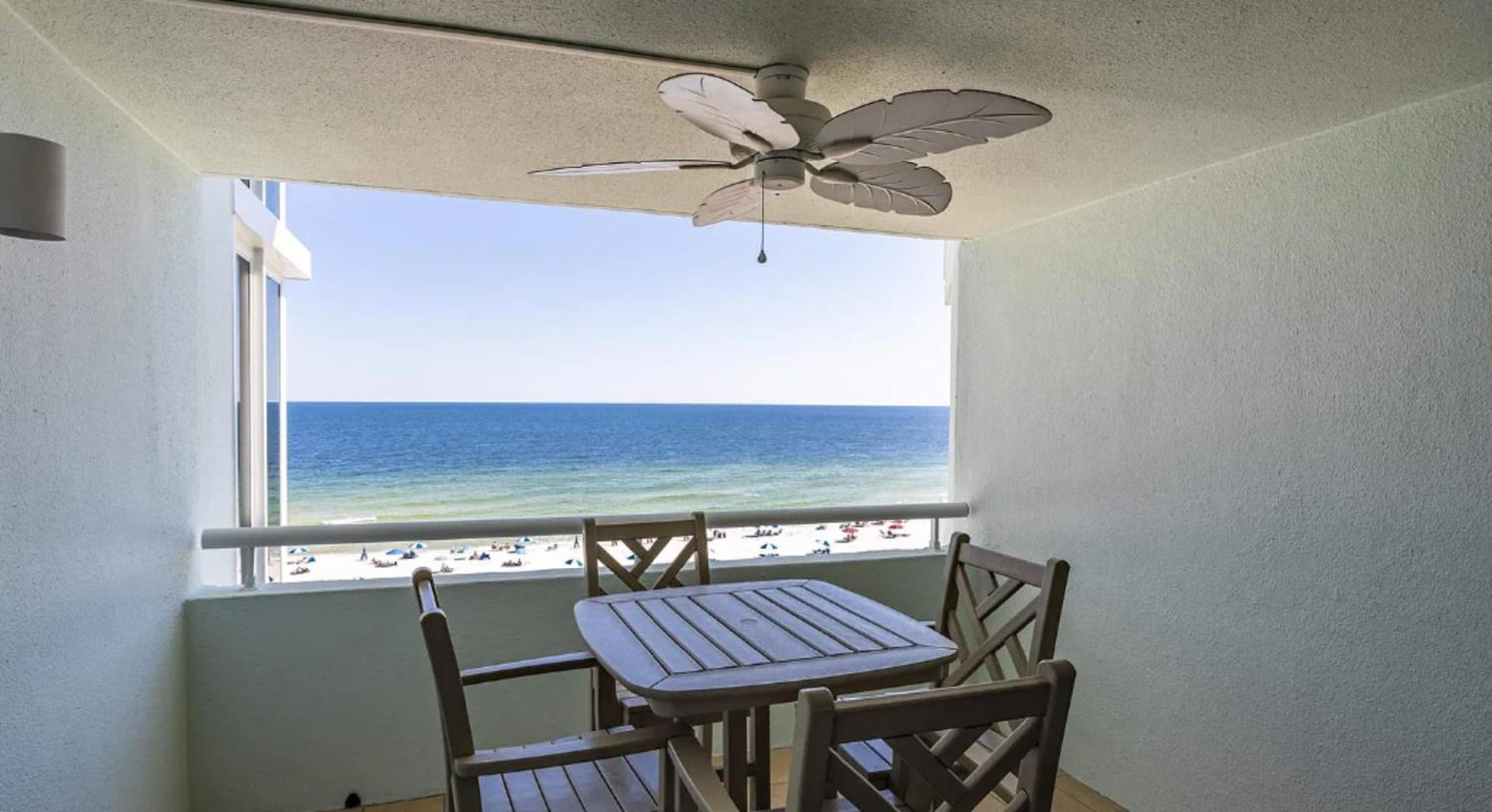Two-Bedroom Deluxe Apartment with Balcony photo 2