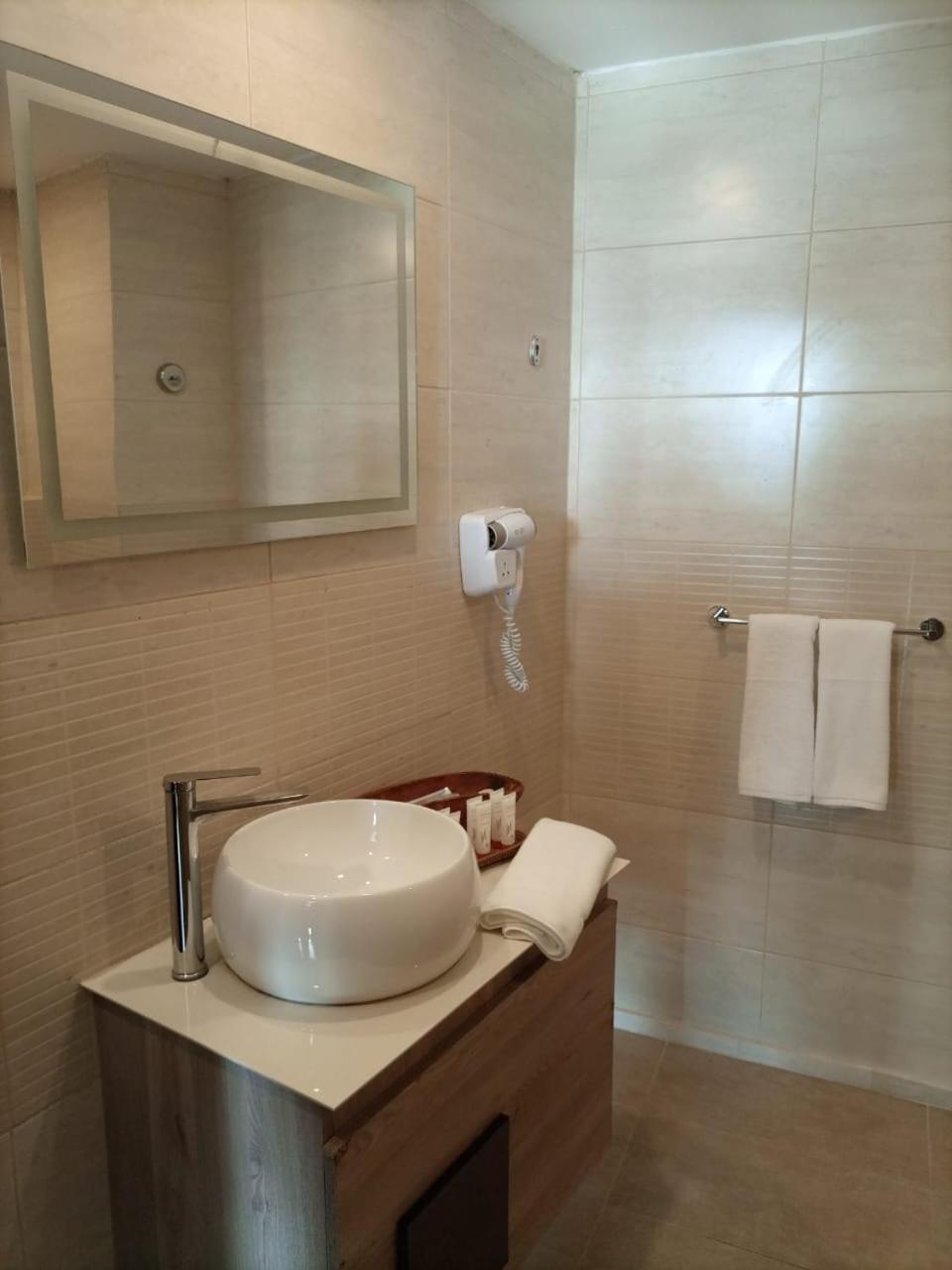 Deluxe Twin Room photo 2