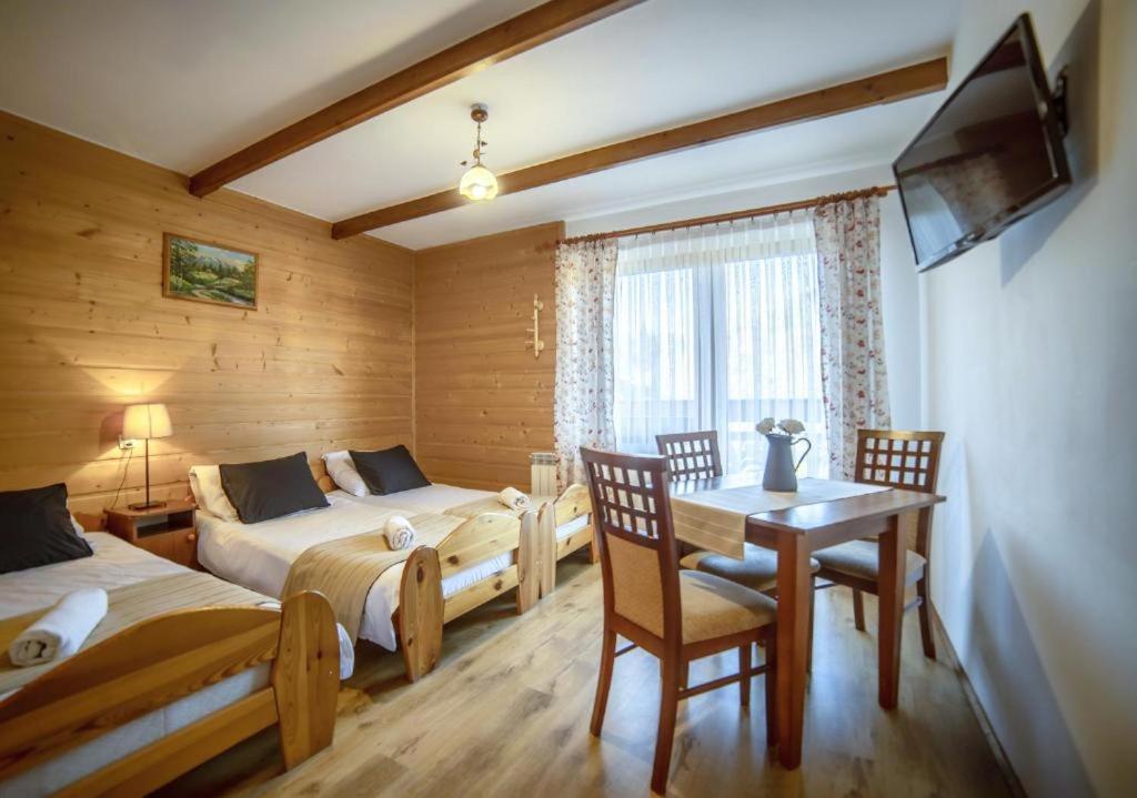 Triple Room with Balcony photo 1