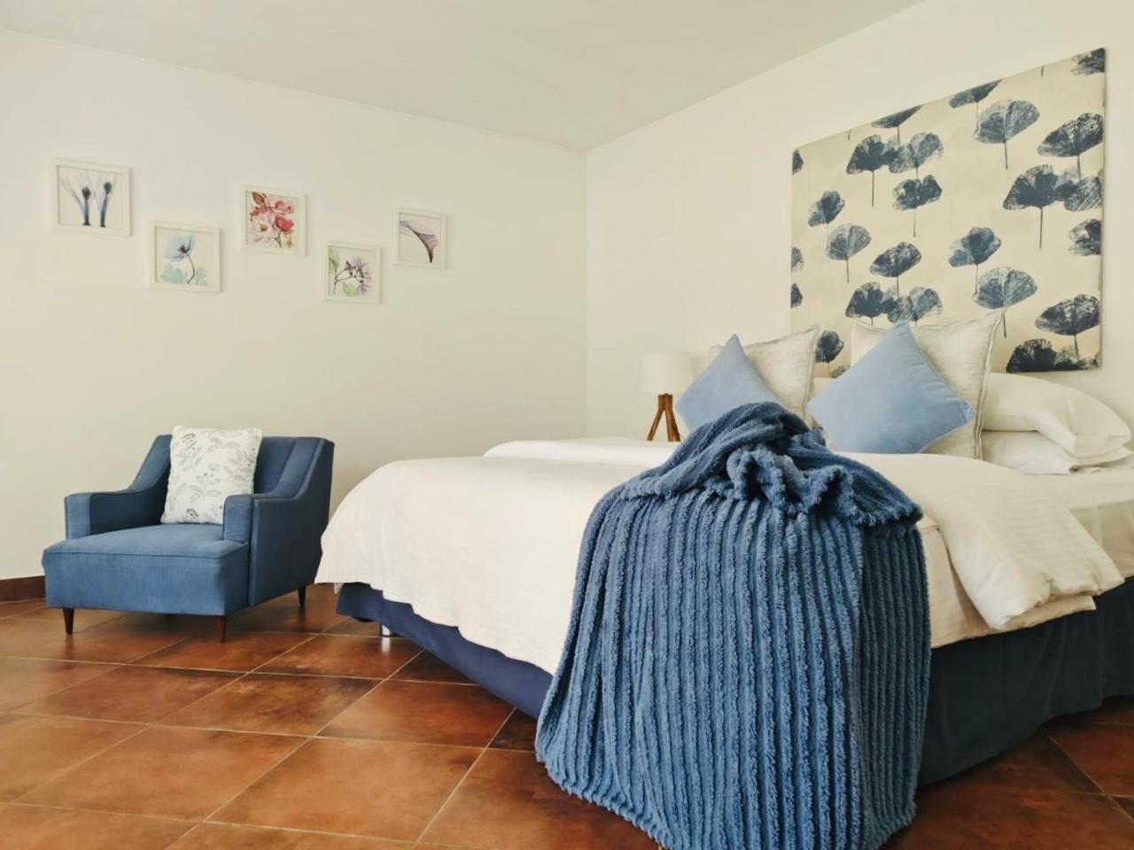King Room with Pool View photo 1