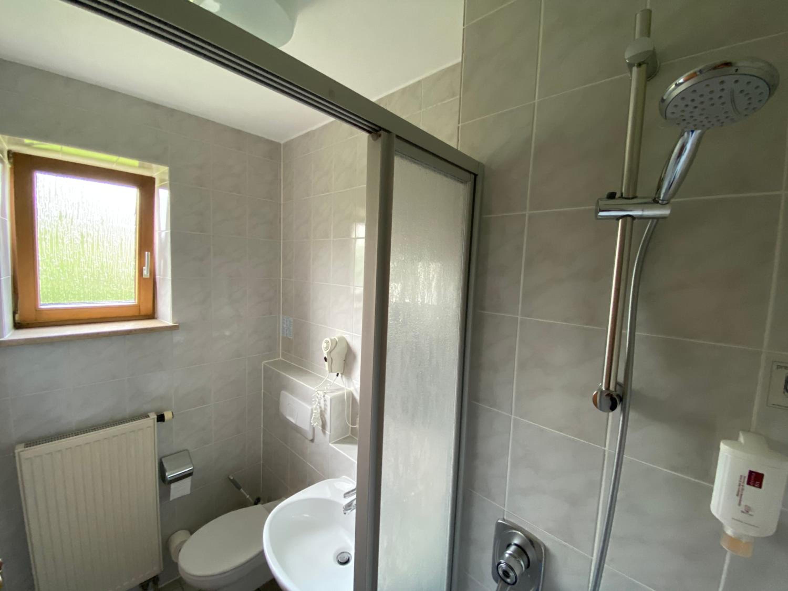 Double Room with Garden View - Photo 3
