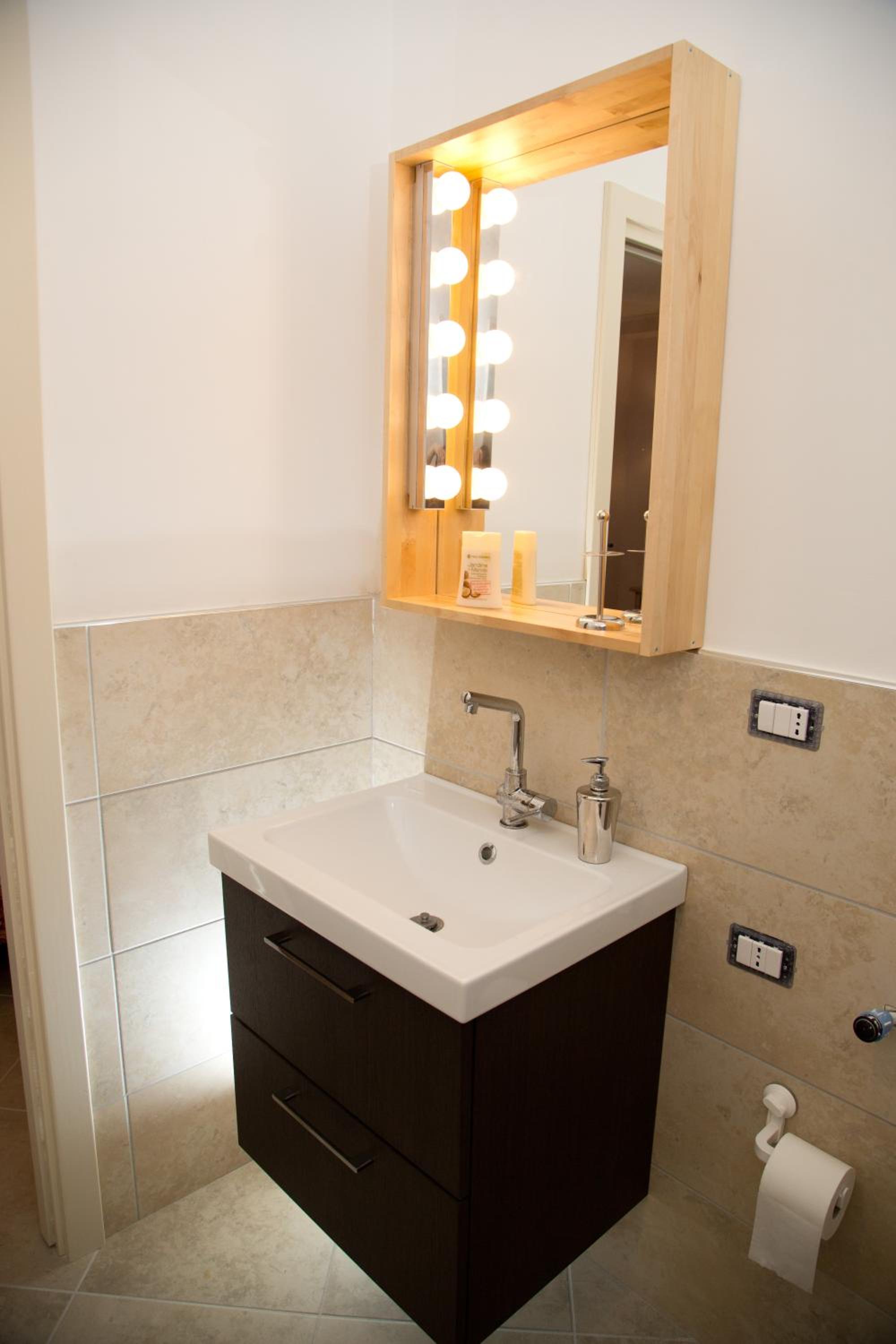 Double Room with Private Bathroom photo 3