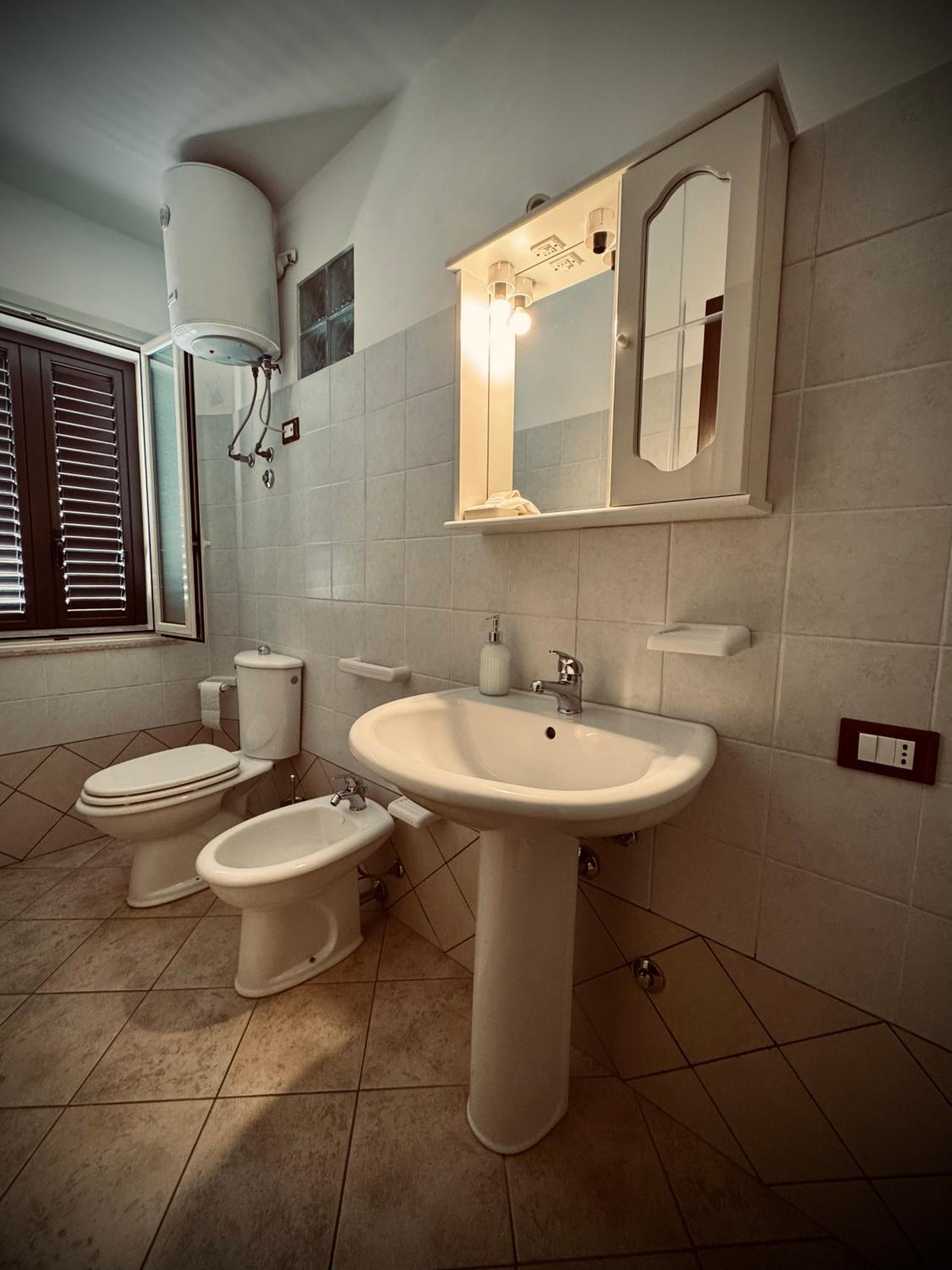 Small Double Room photo 2