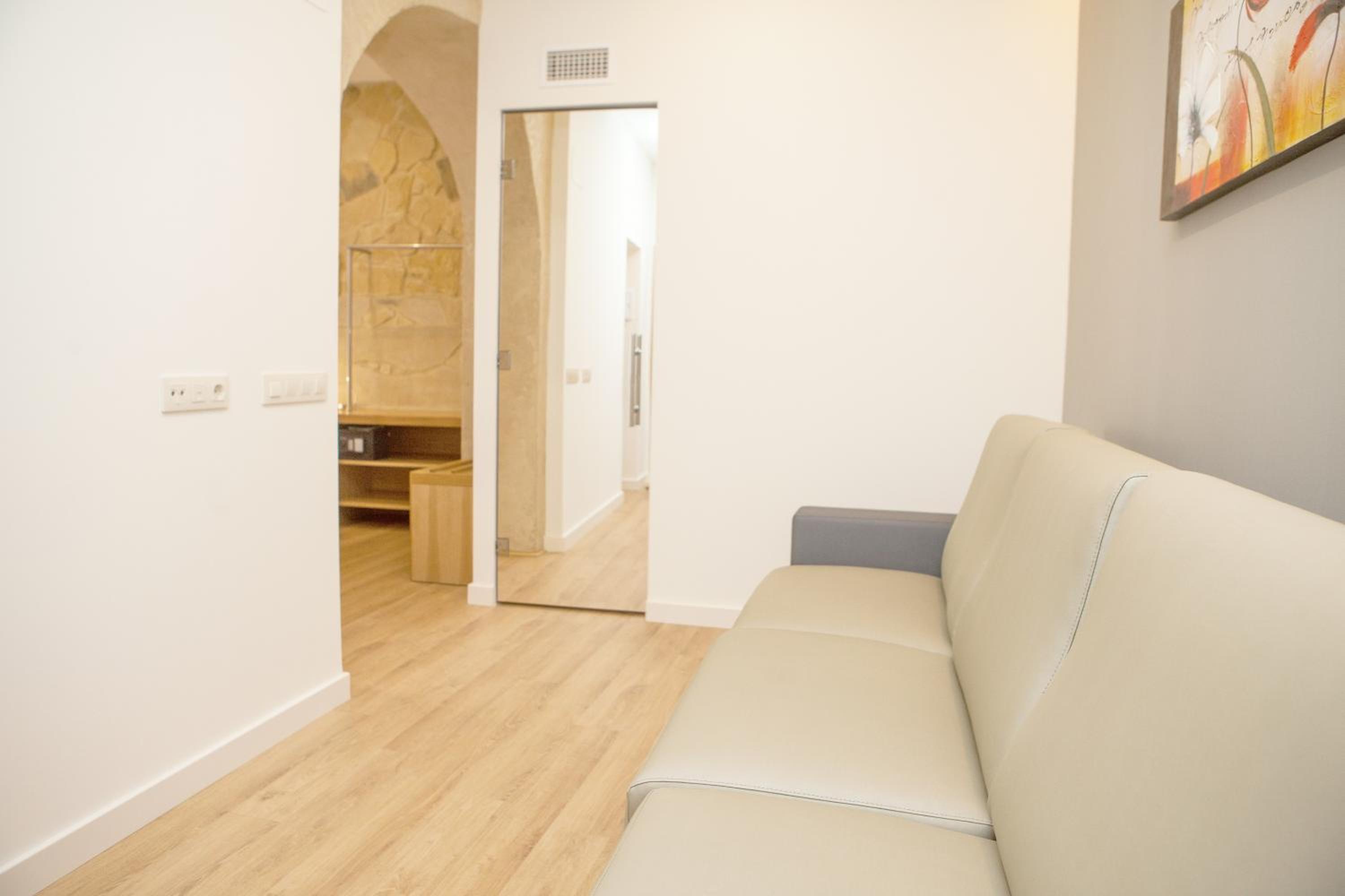 Family Room photo 3
