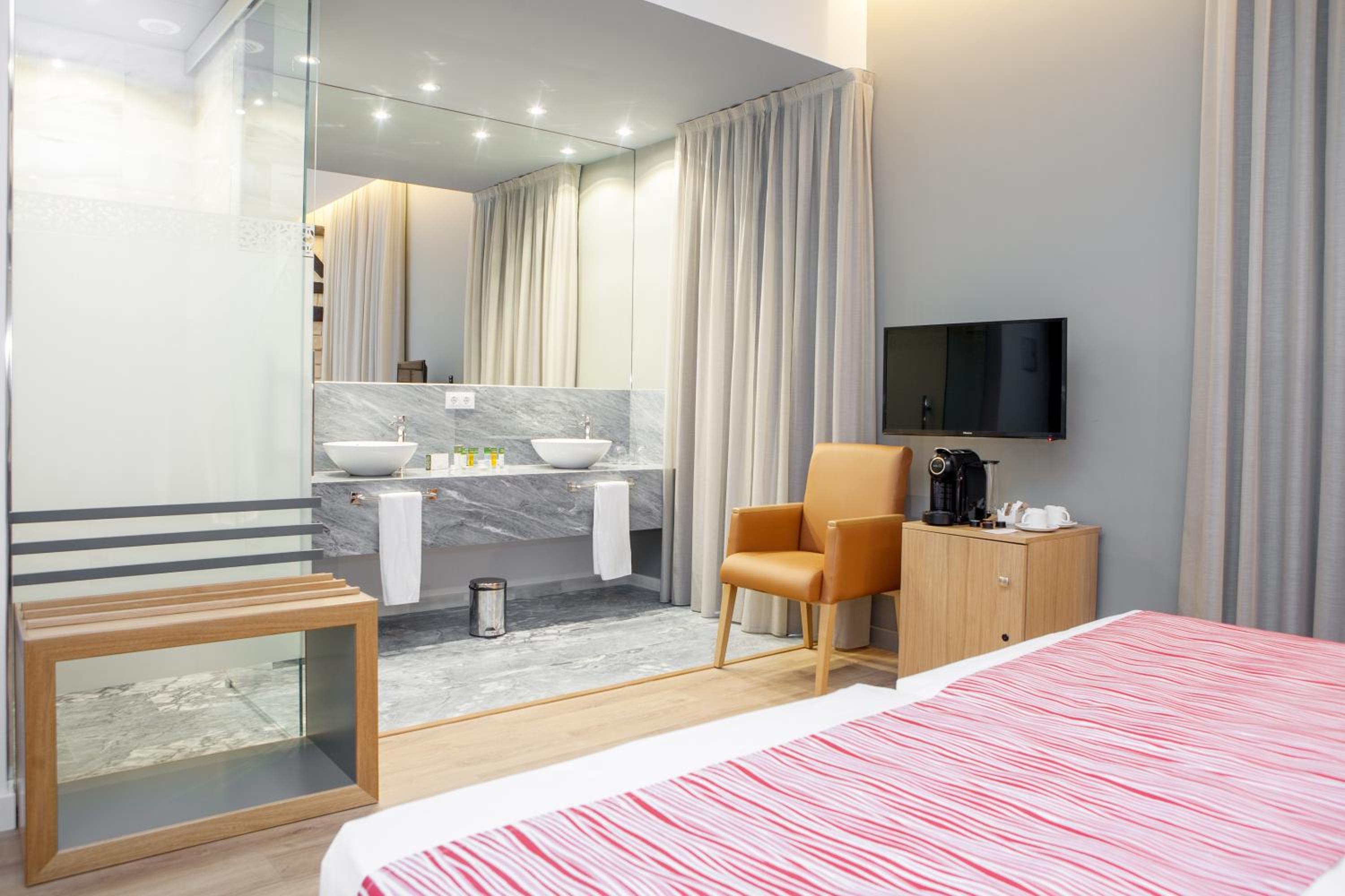 Habitación Doble o con Dos Camas