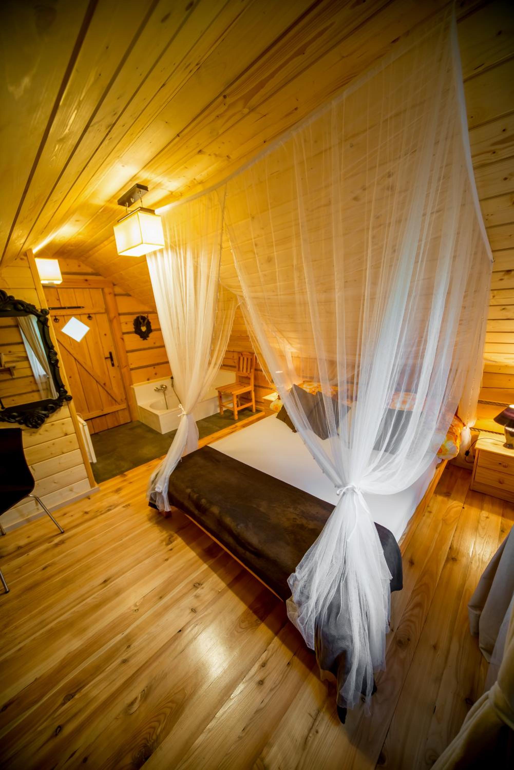 One-Bedroom Apartment - Photo 21