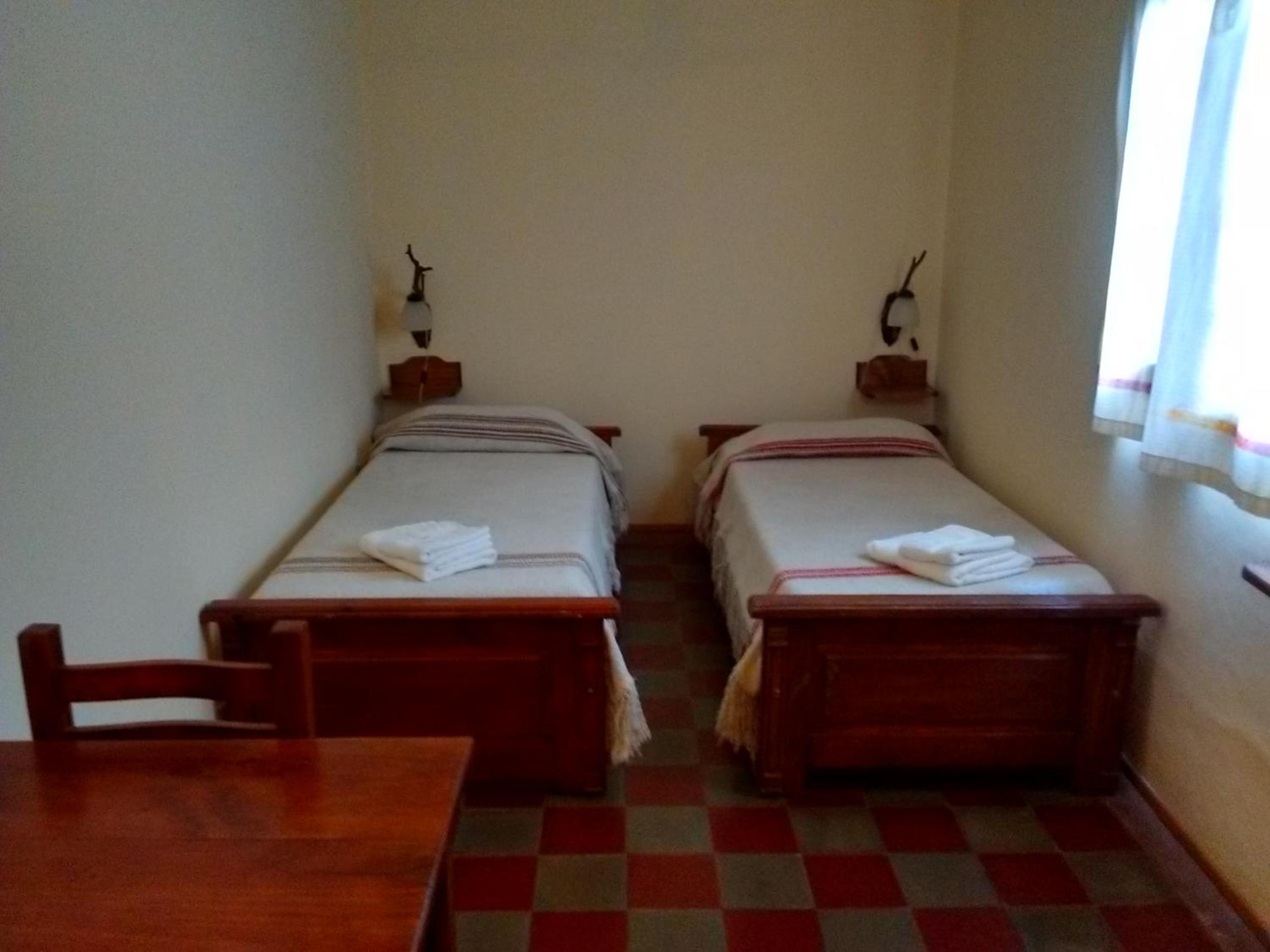 Budget Twin Room photo 2