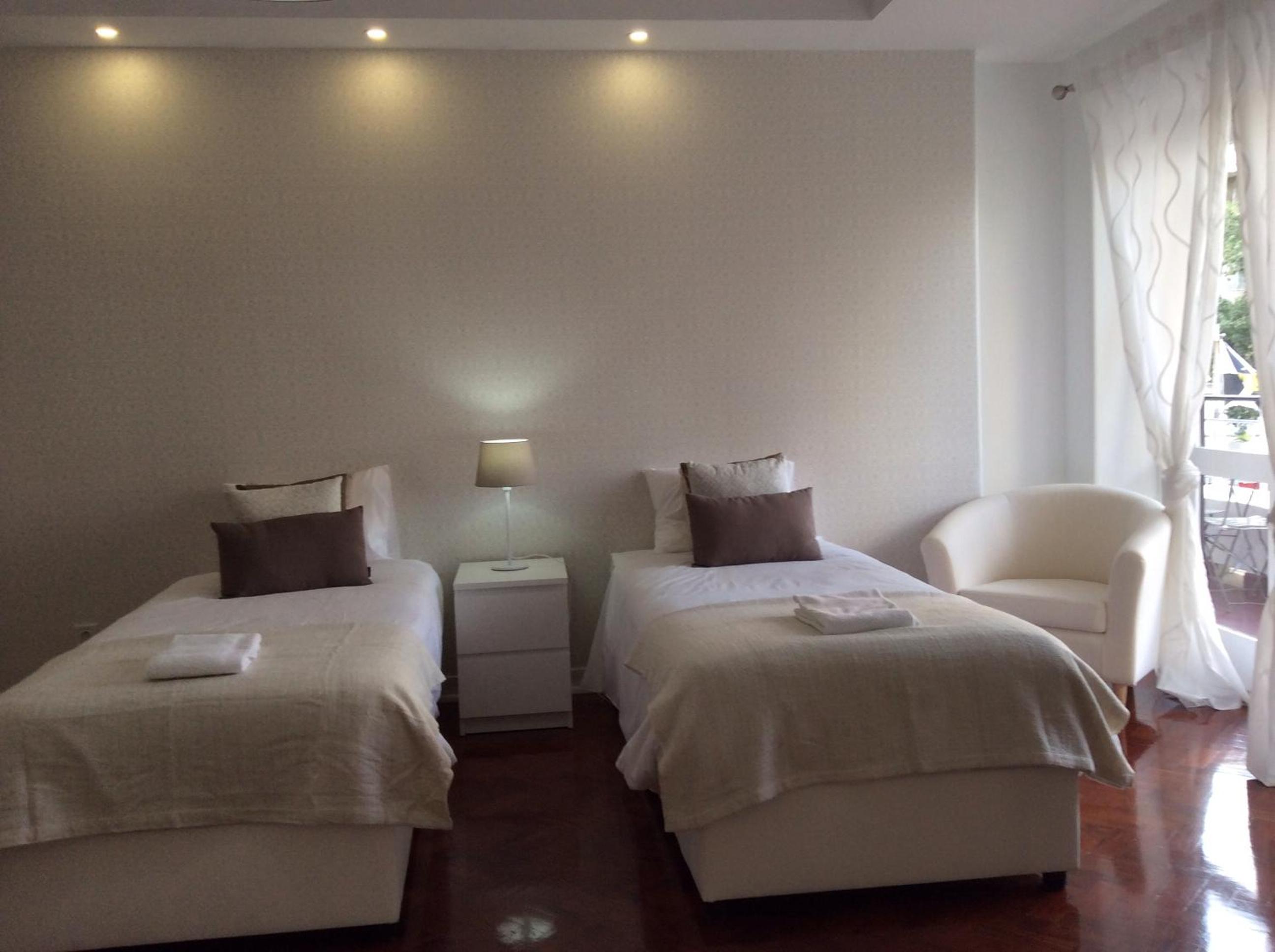 Deluxe Family Room photo 3