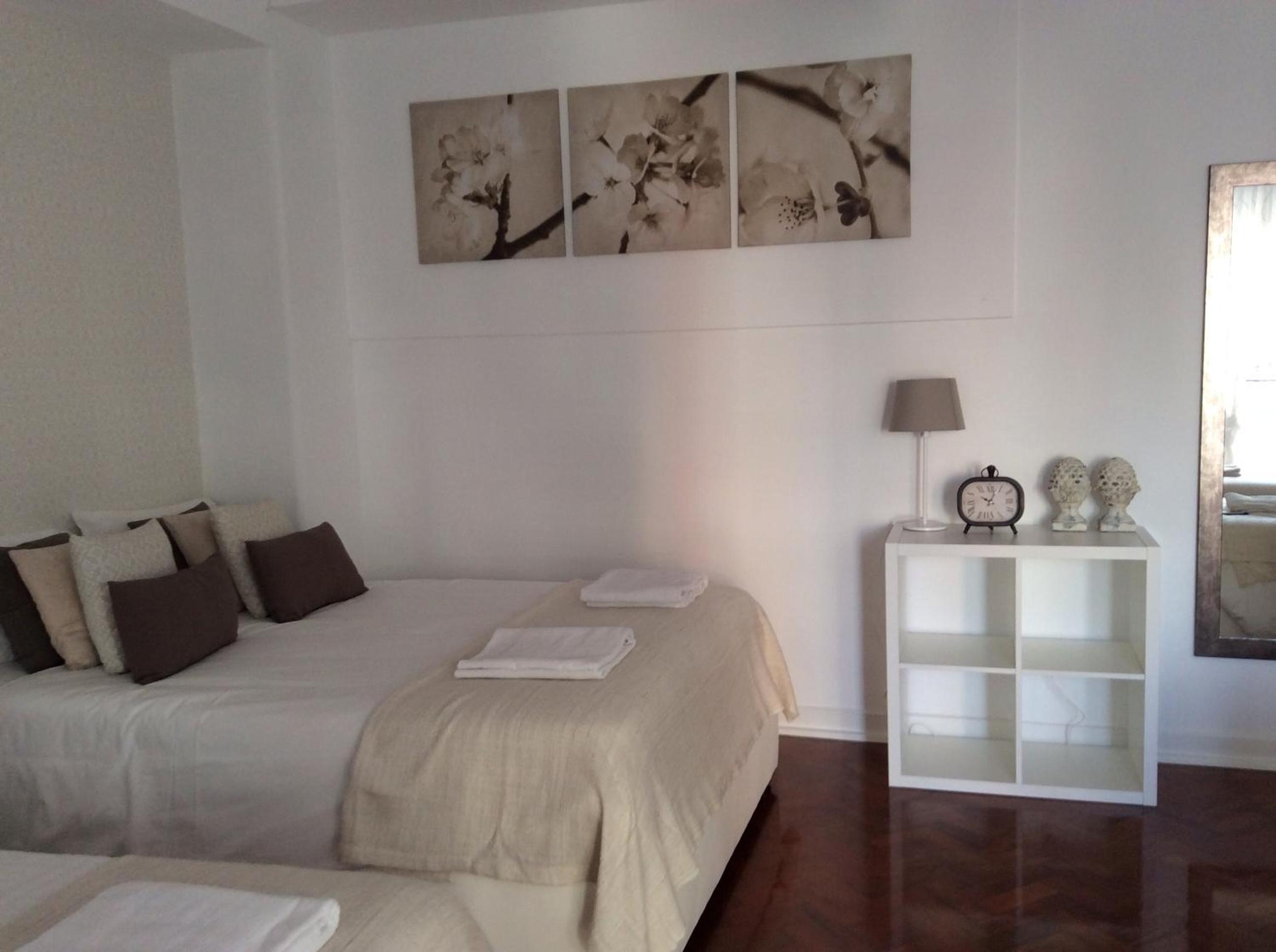 Deluxe Family Room photo 2