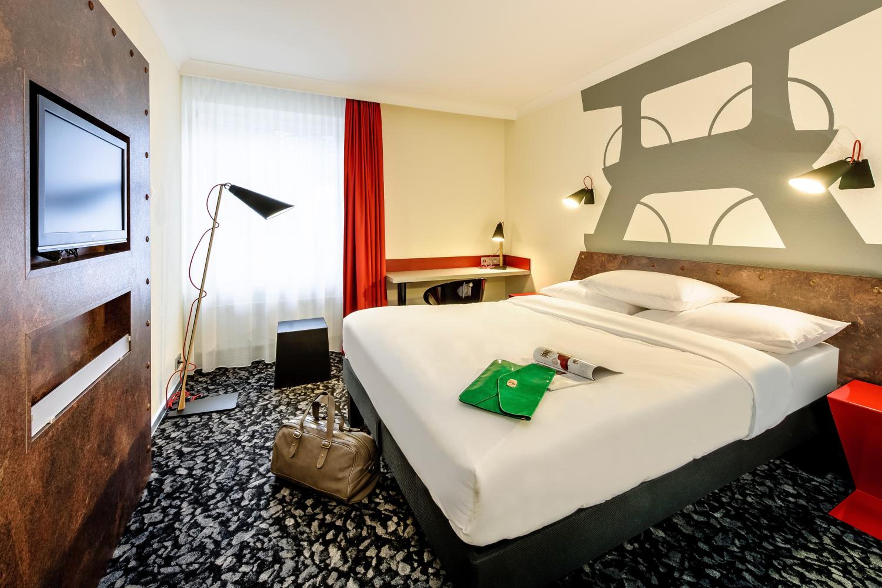 Standard Twin Room photo 2