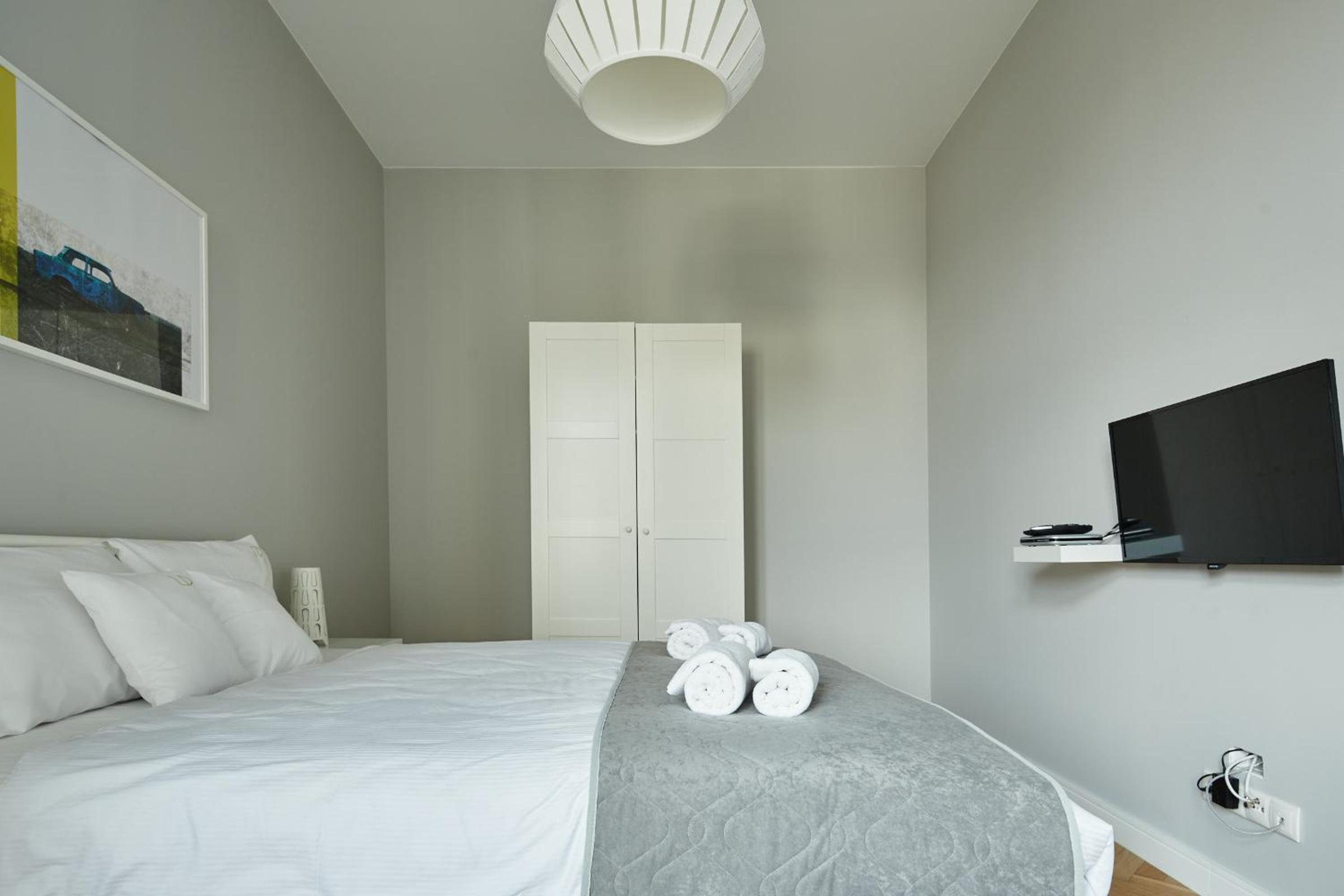 Two-Bedroom Apartment - Photo 14
