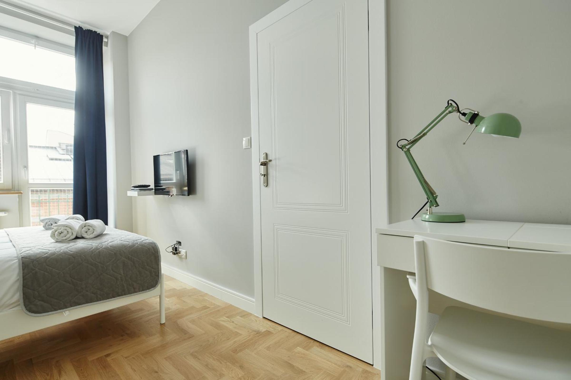 Two-Bedroom Apartment - Photo 19