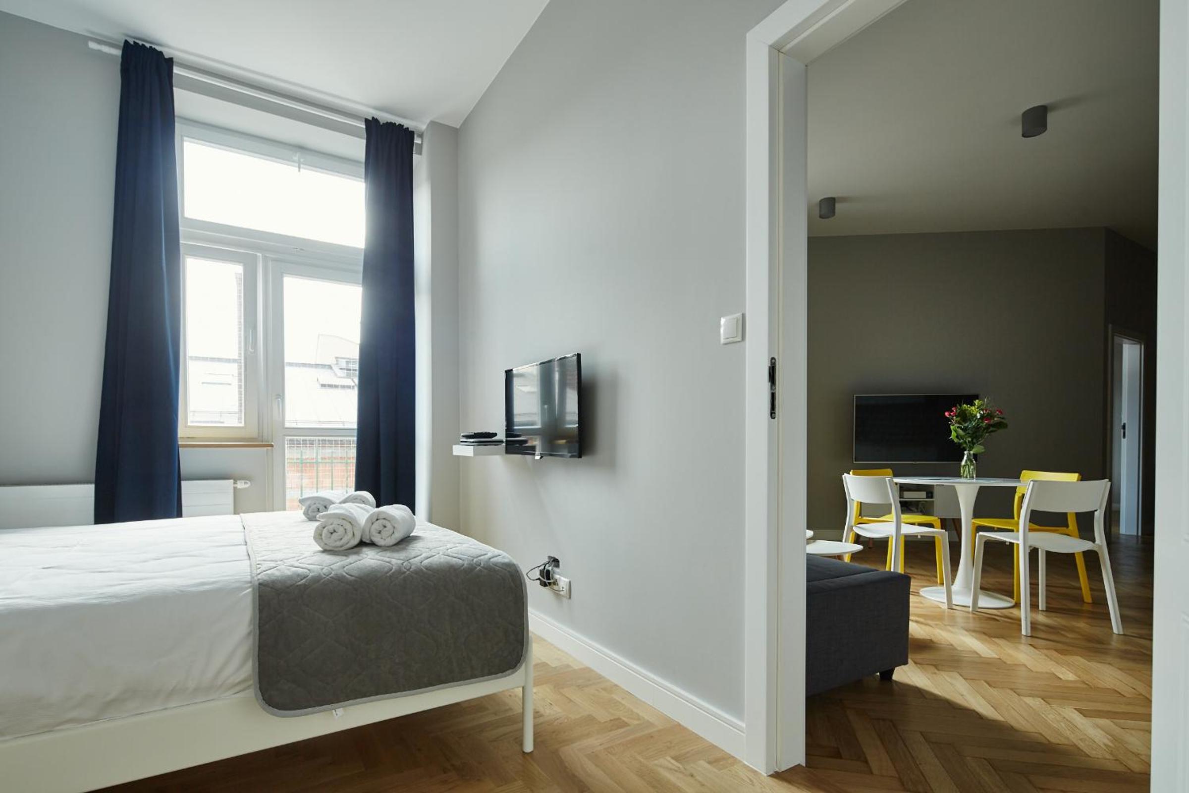 Two-Bedroom Apartment - Photo 4