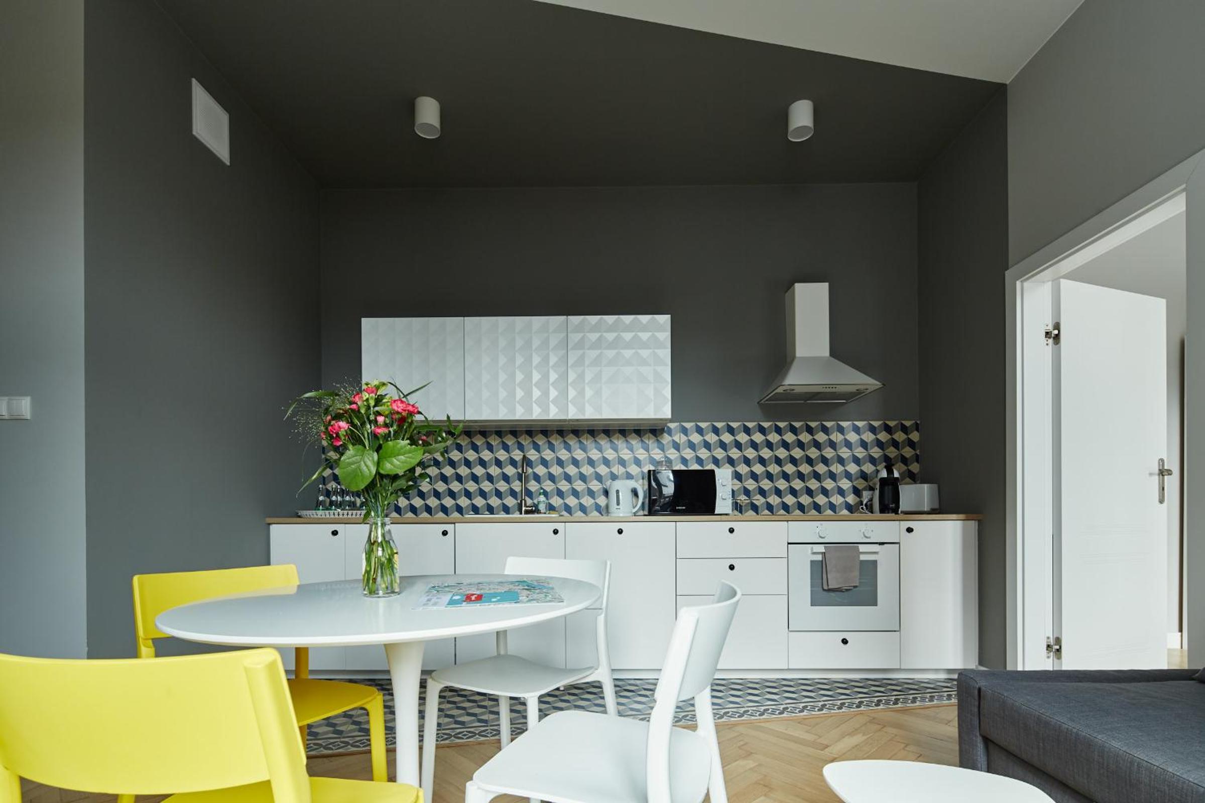 Two-Bedroom Apartment - Photo 10