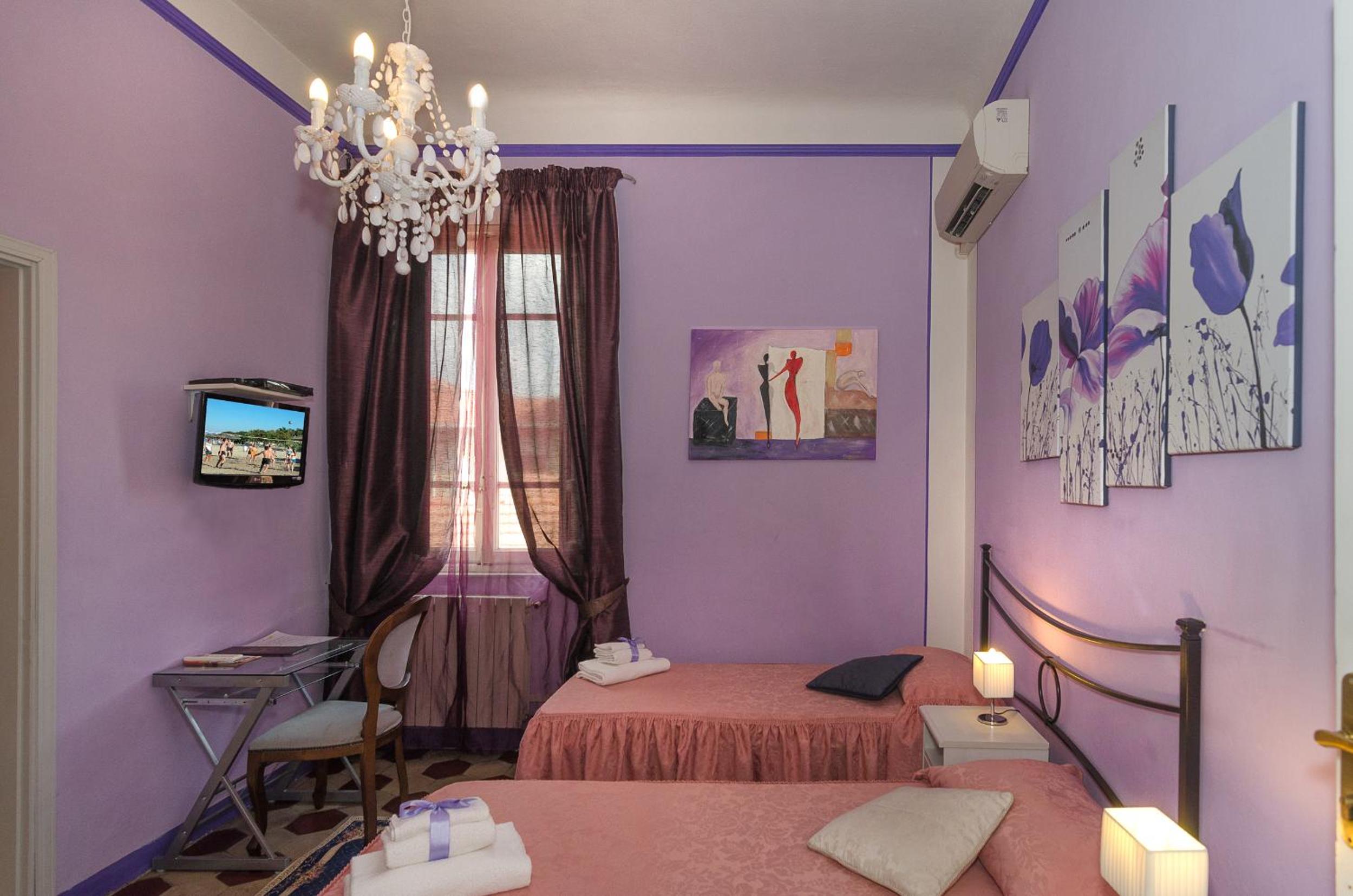 Standard Double Room - Photo 3