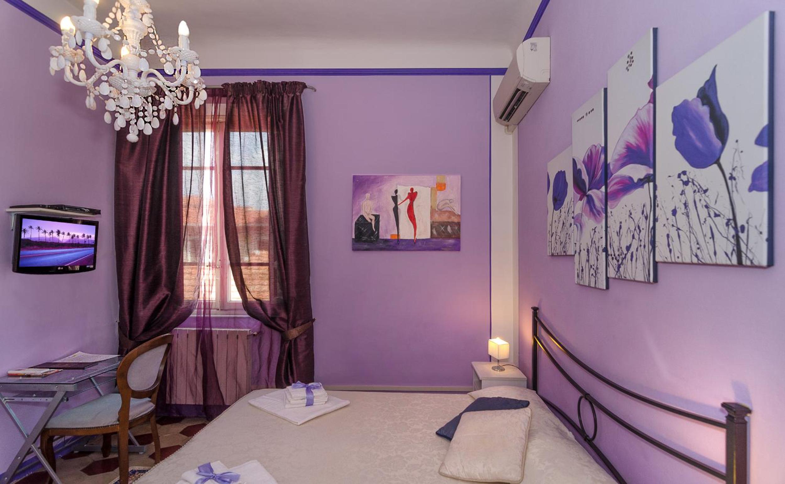 Standard Double Room - Photo 17