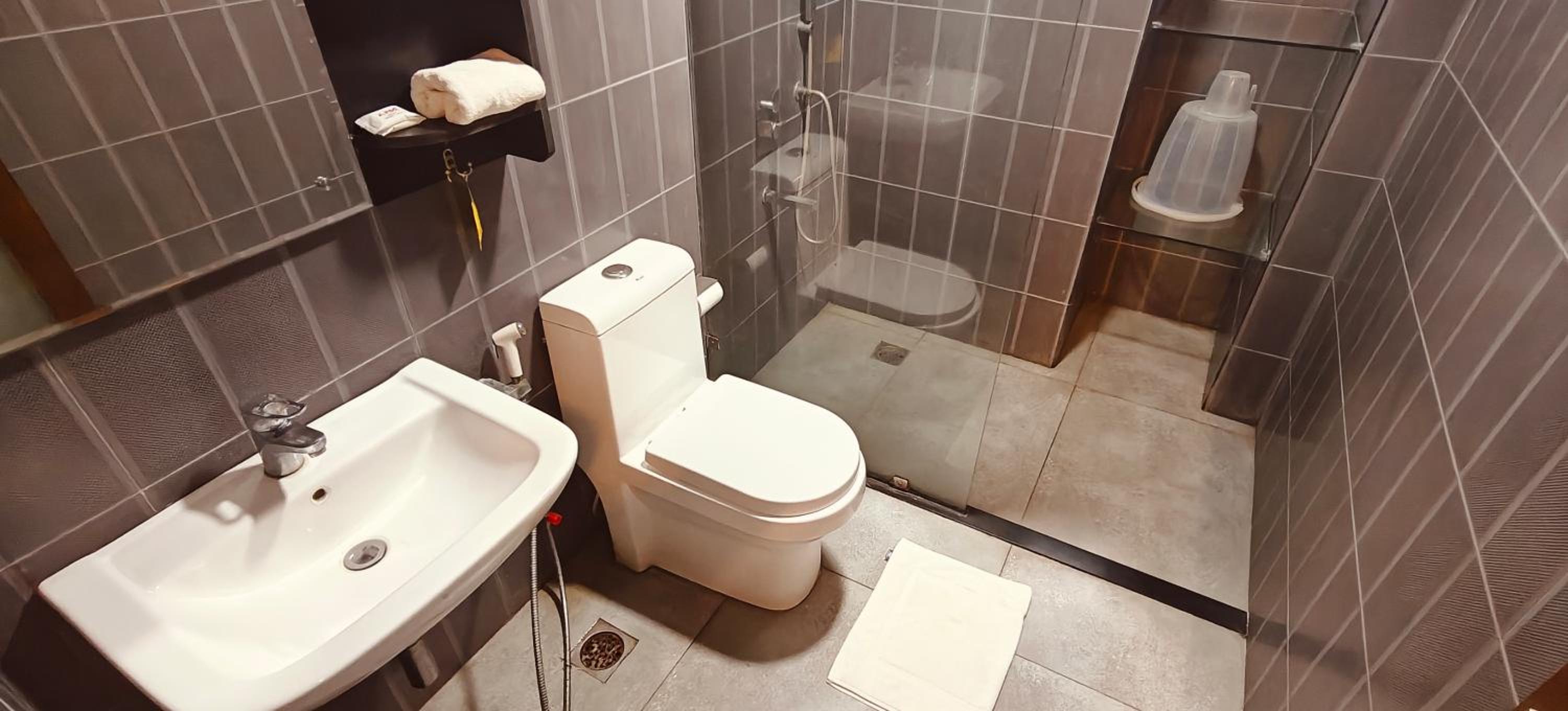 Deluxe Double Room with Balcony photo 3