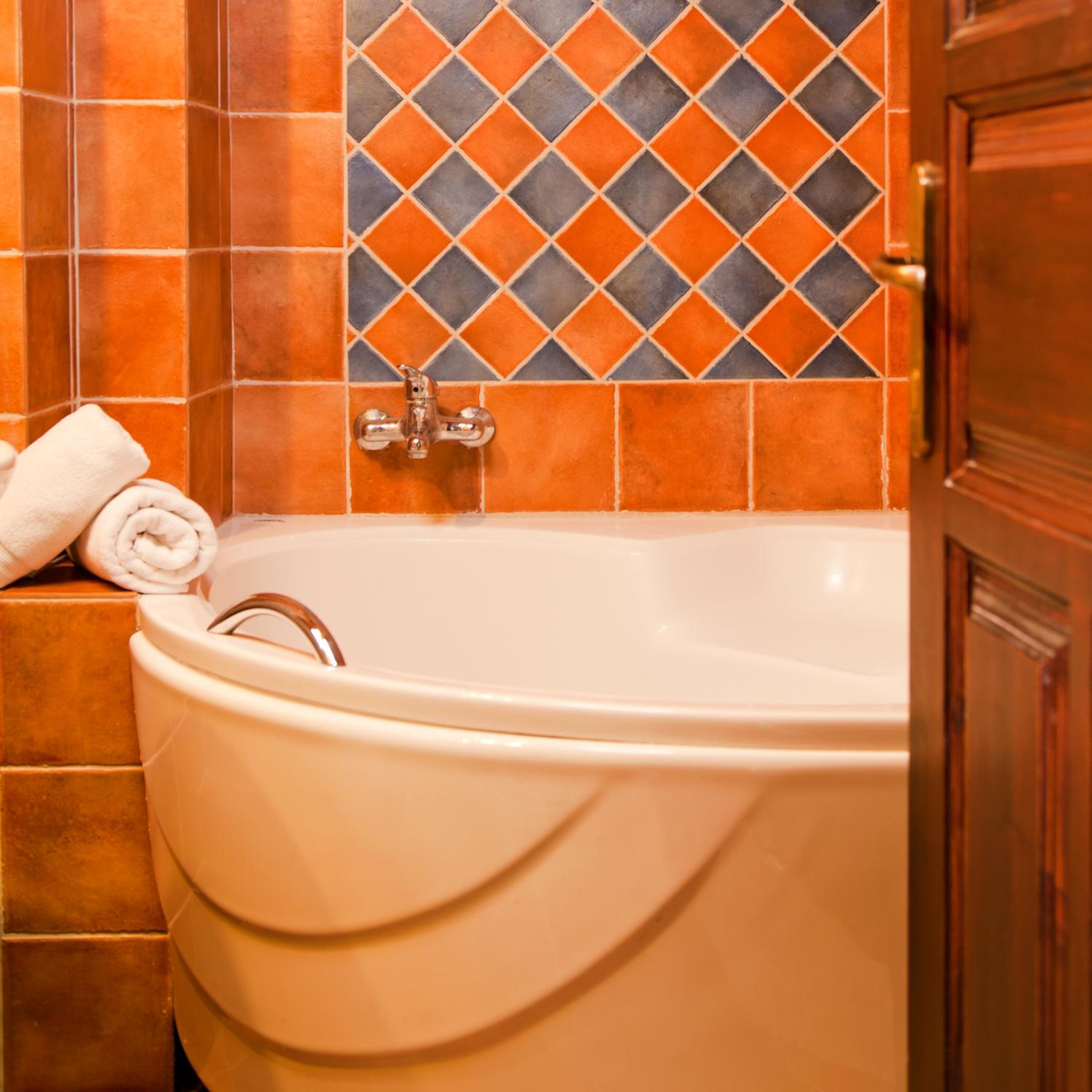 Deluxe Double Room with Spa Bath  - Photo 5