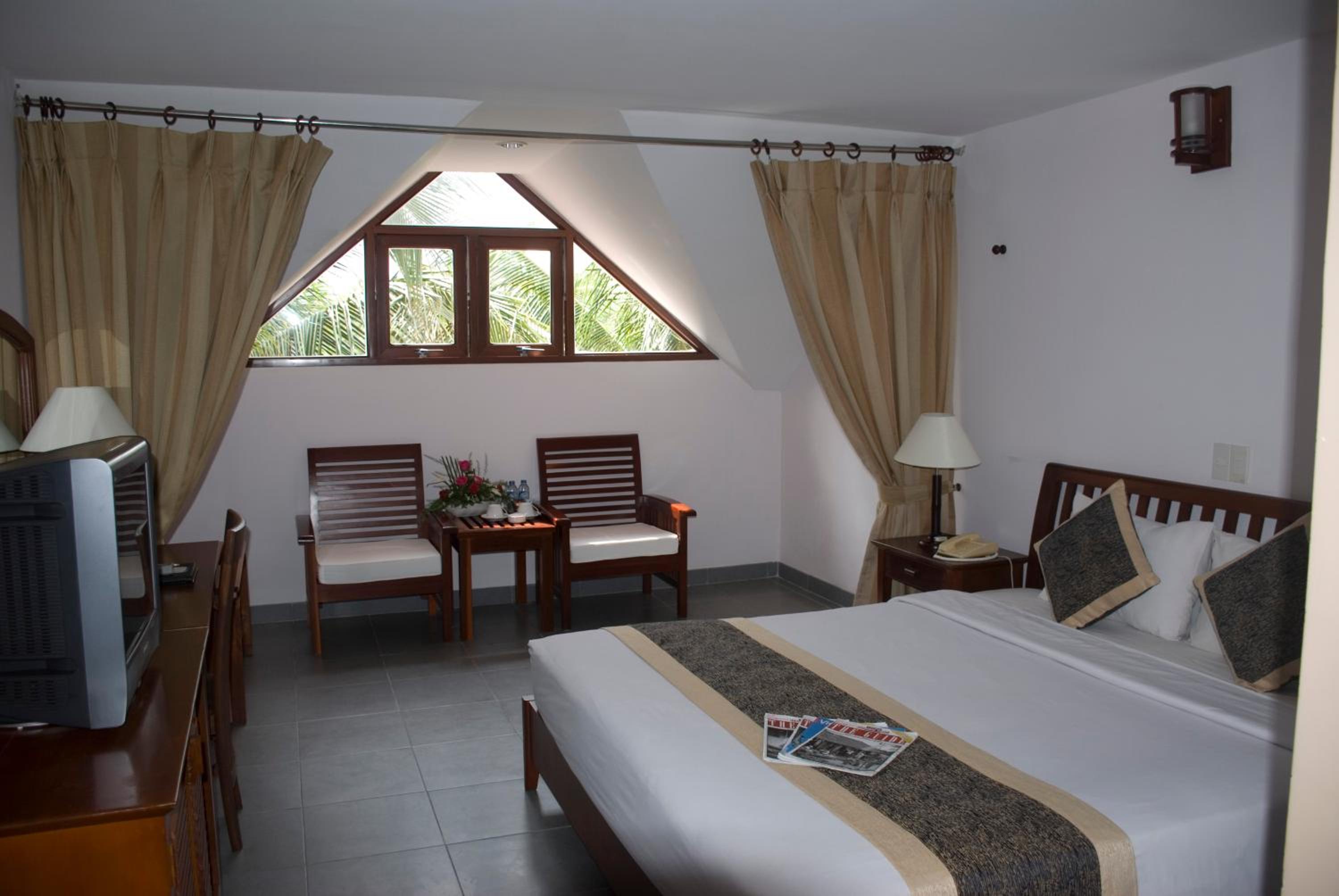 Superior Room with Garden View - Photo 2