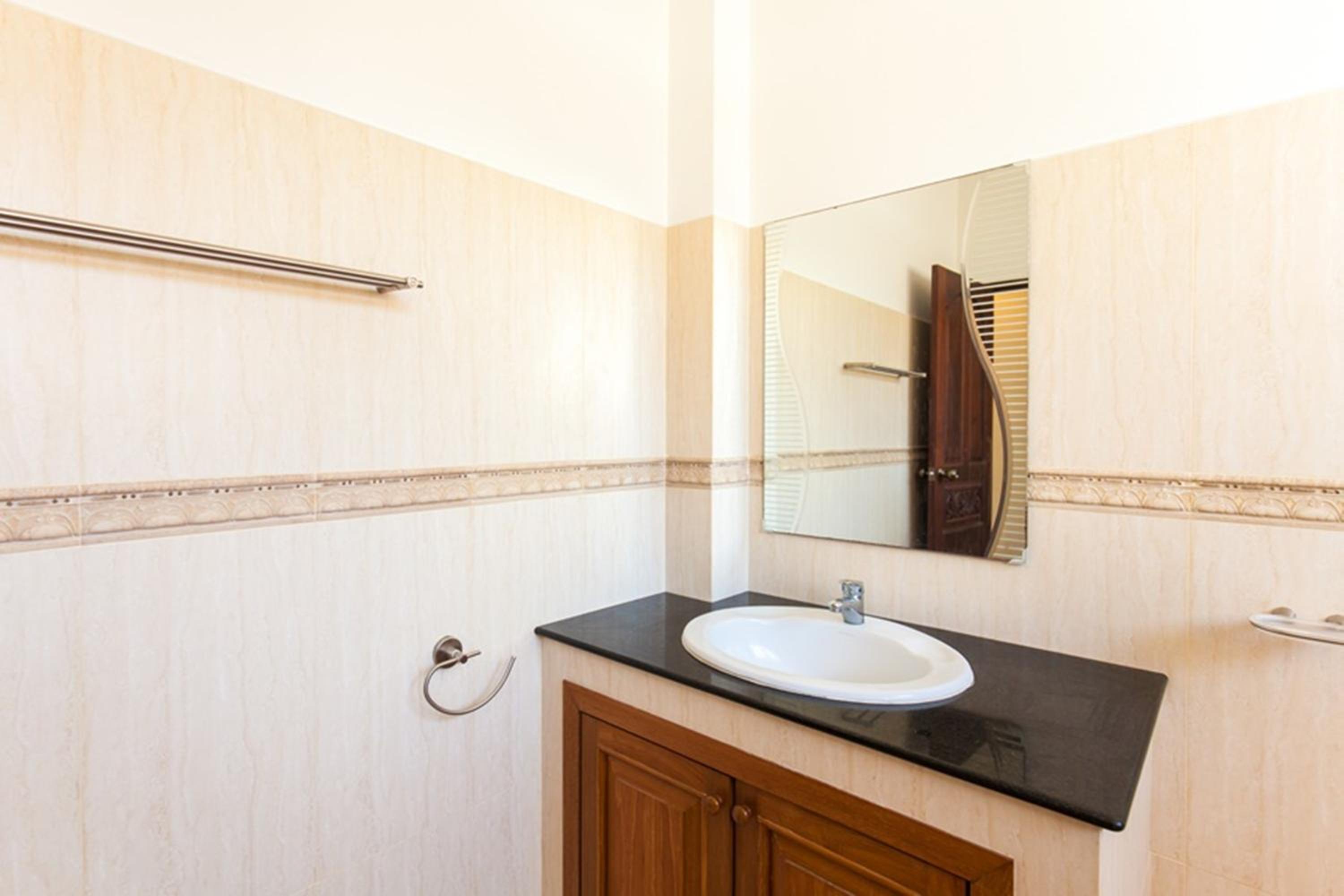 Villa photo 2