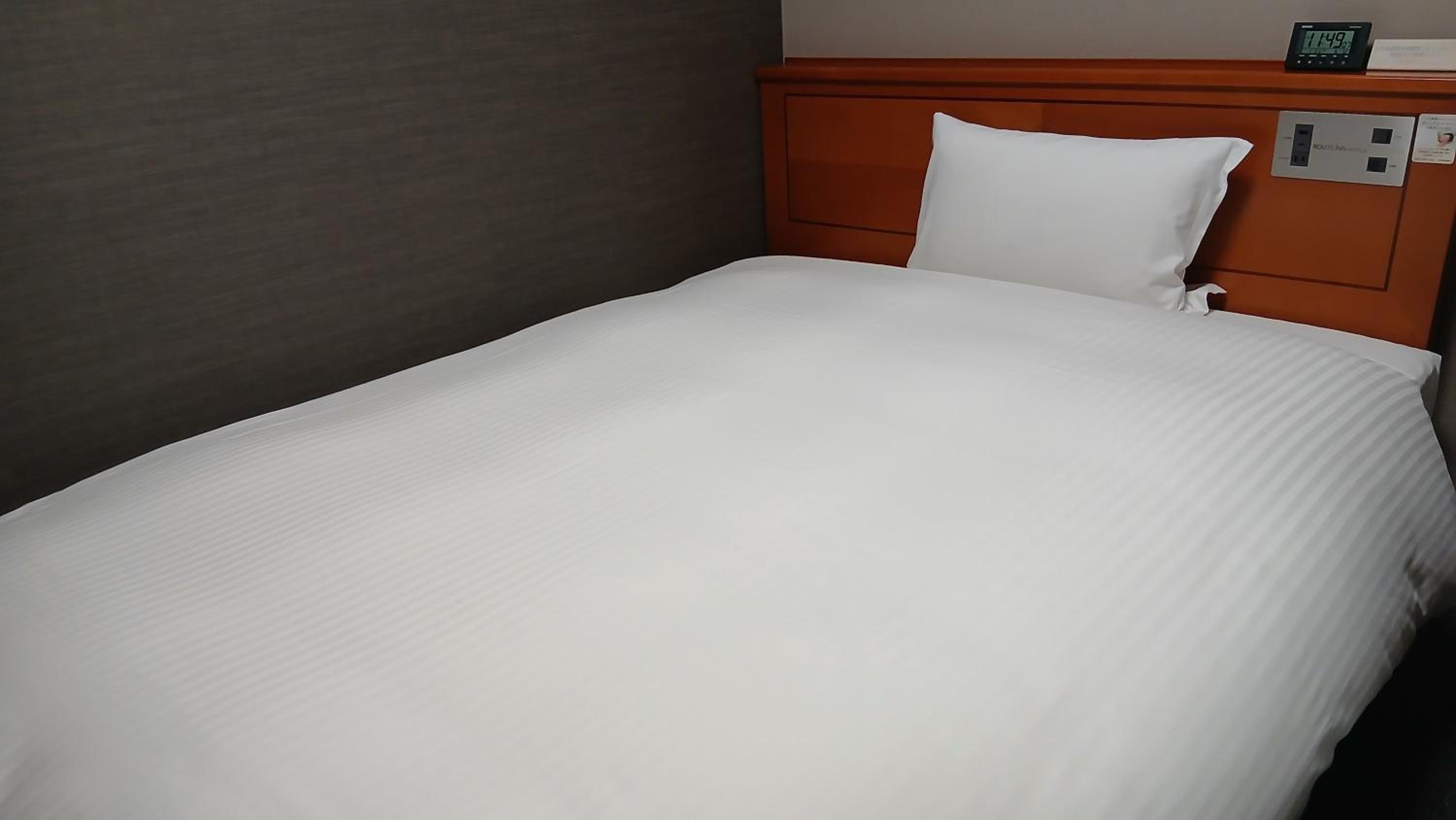 Single Room - Photo 11