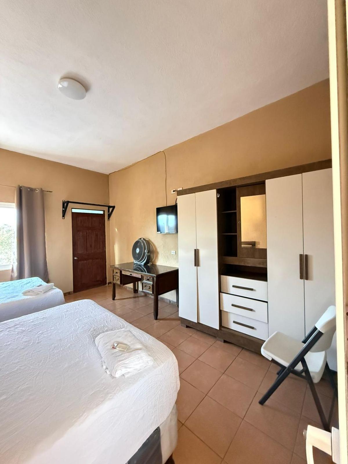Deluxe Queen Room with Two Queen Beds photo 2