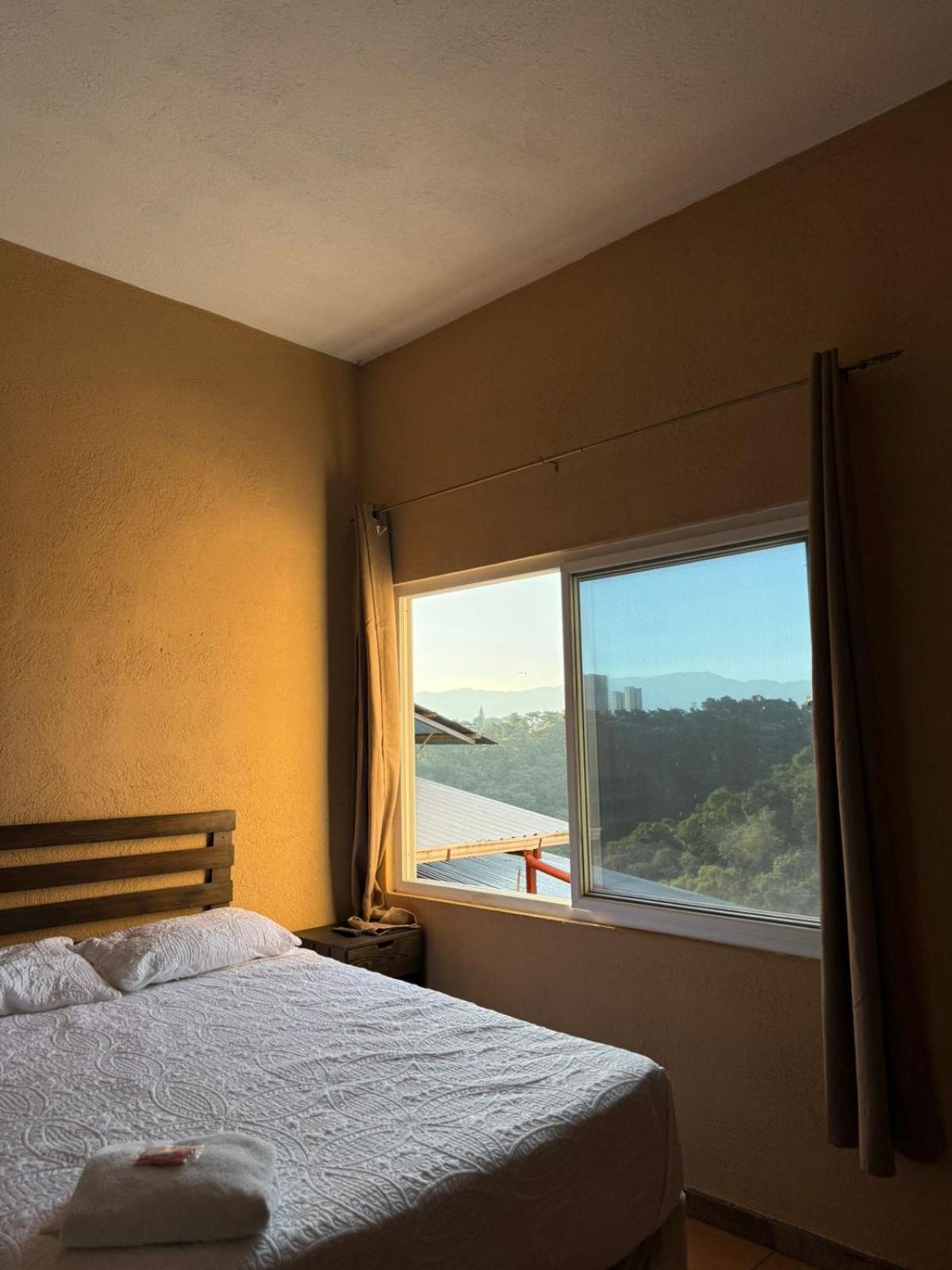 Deluxe Queen Room with Two Queen Beds photo 1