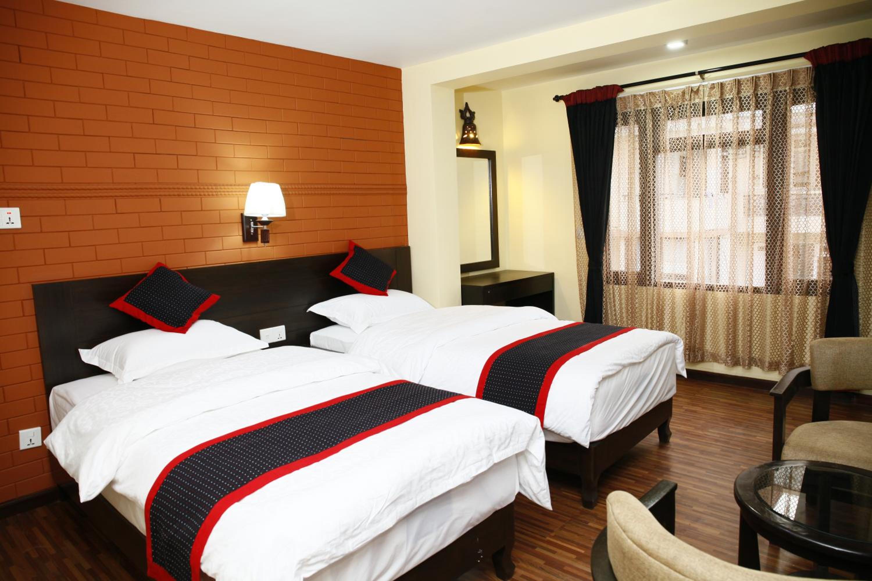 Deluxe Double or Twin Room photo 1