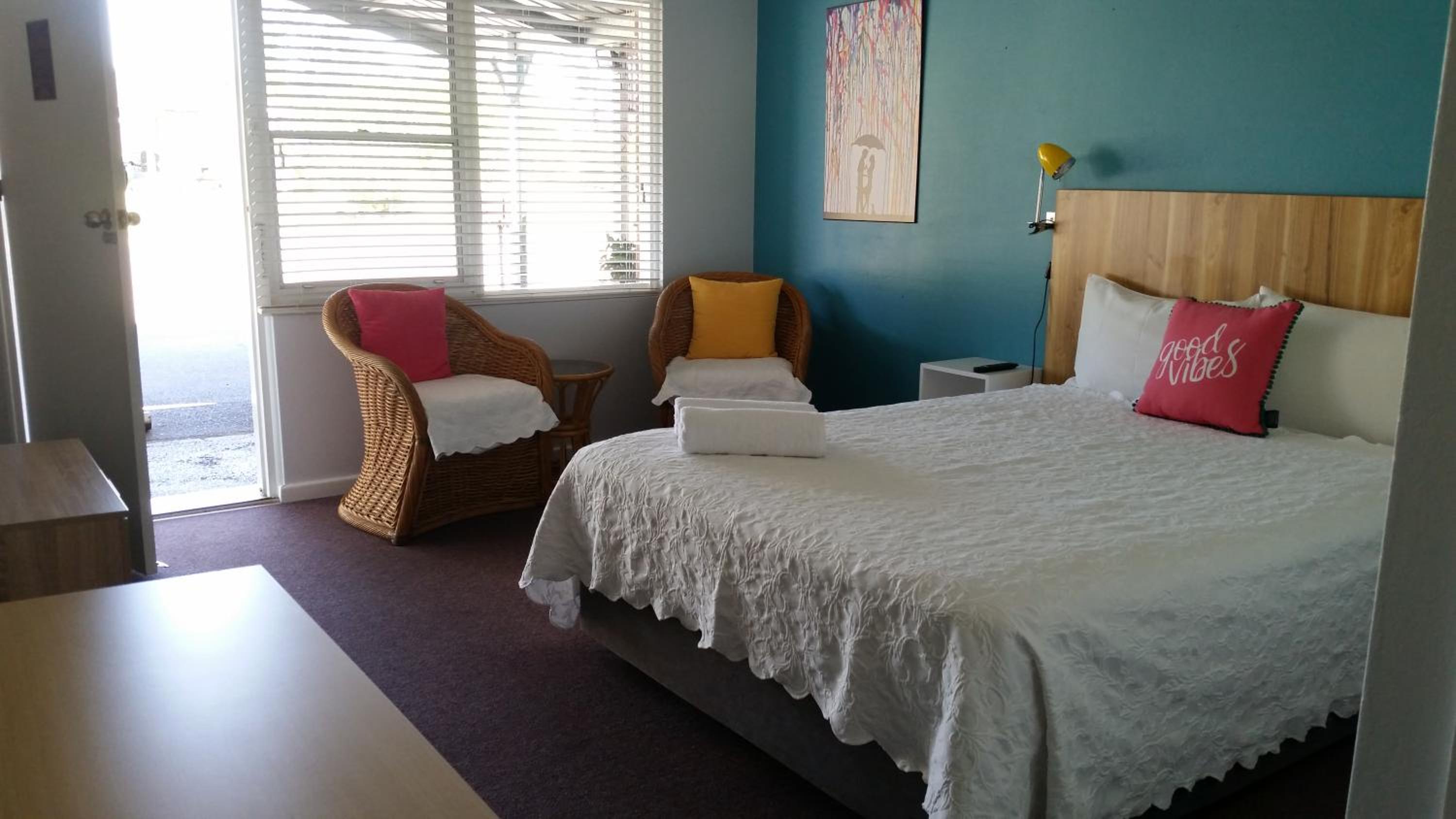 Deluxe Queen Room photo 2