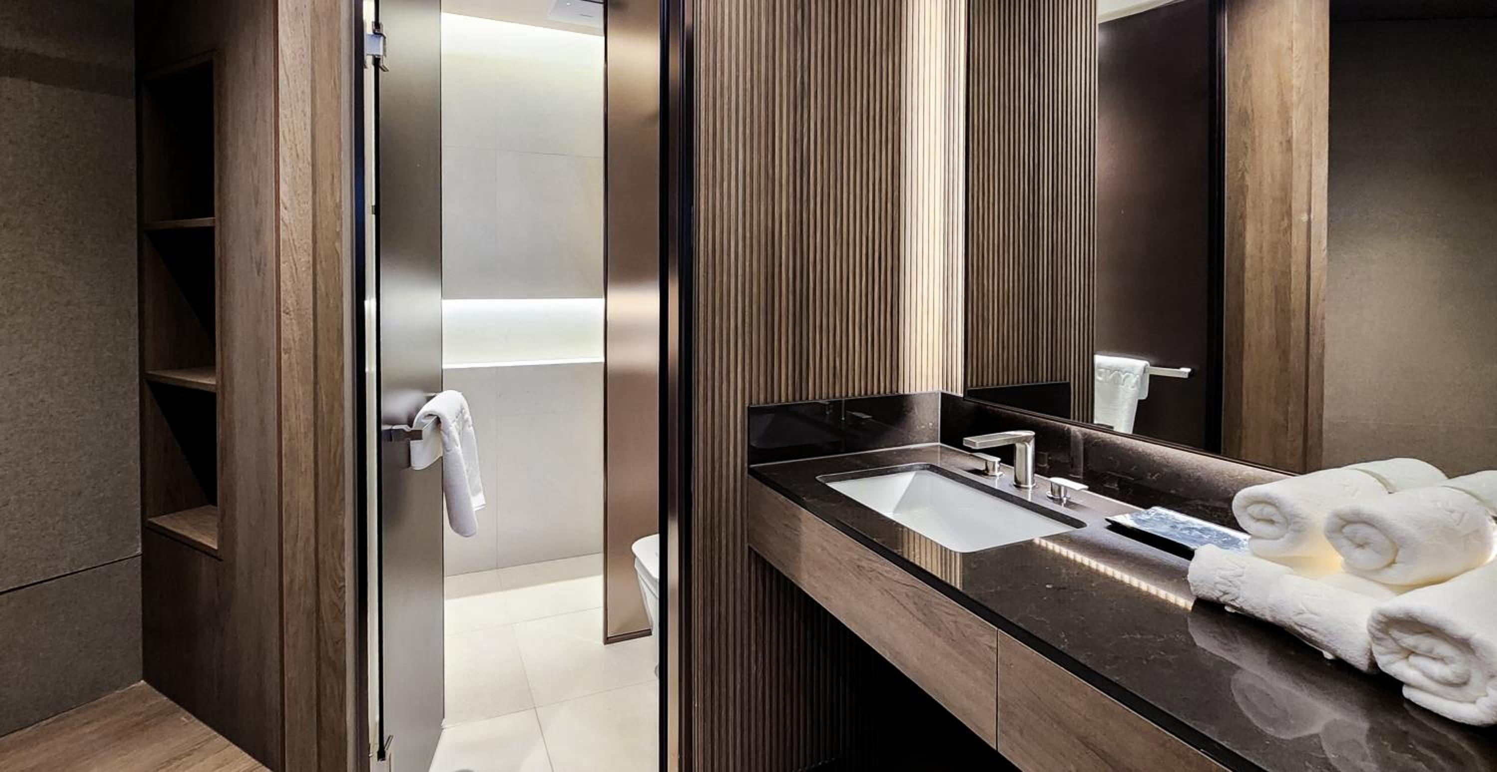 Executive Double Suite with Ocean View - Tower B