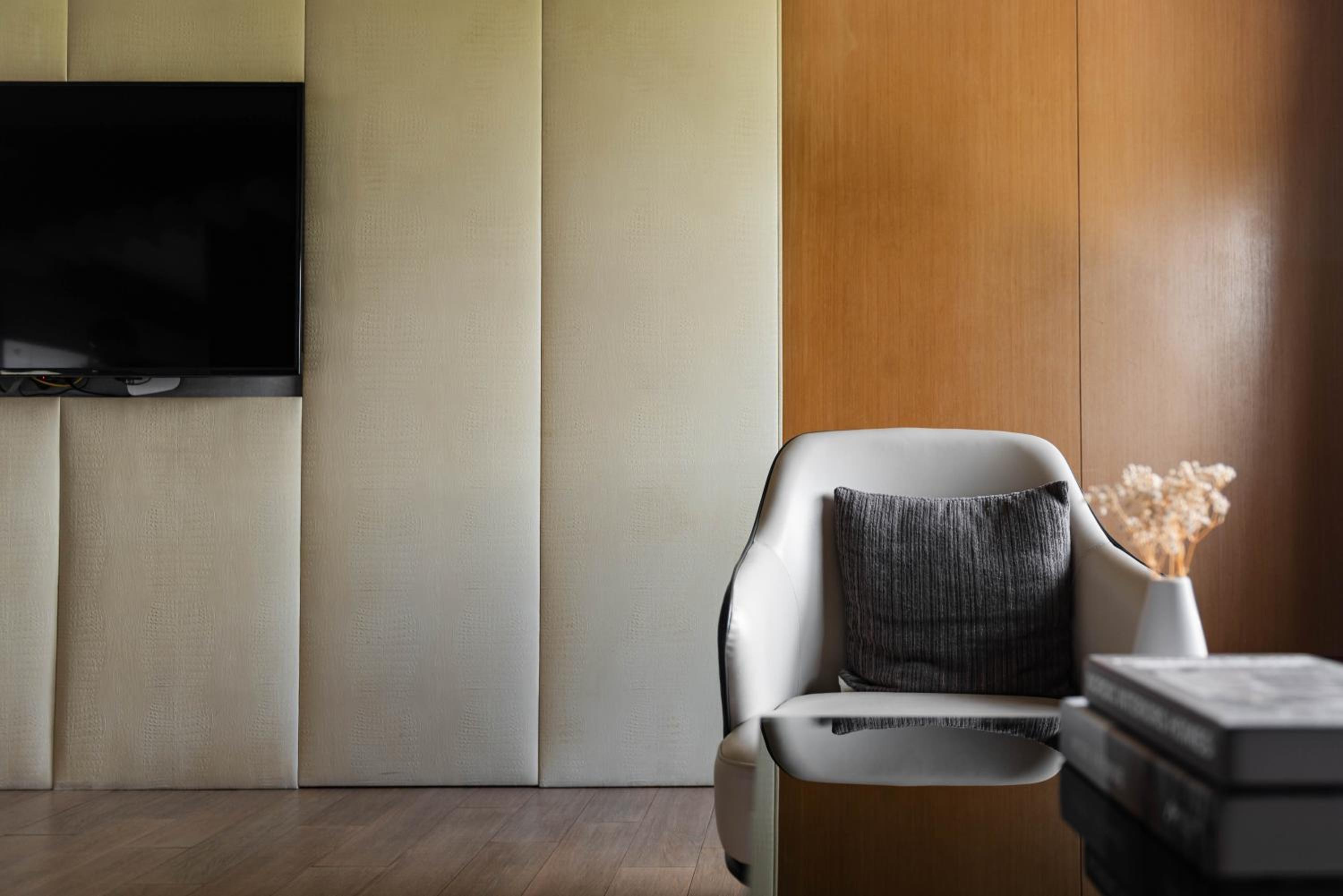 Deluxe Double Room (2 Adults + 1 Child) - Check-in 18:00, check-out before 11:00 photo 1