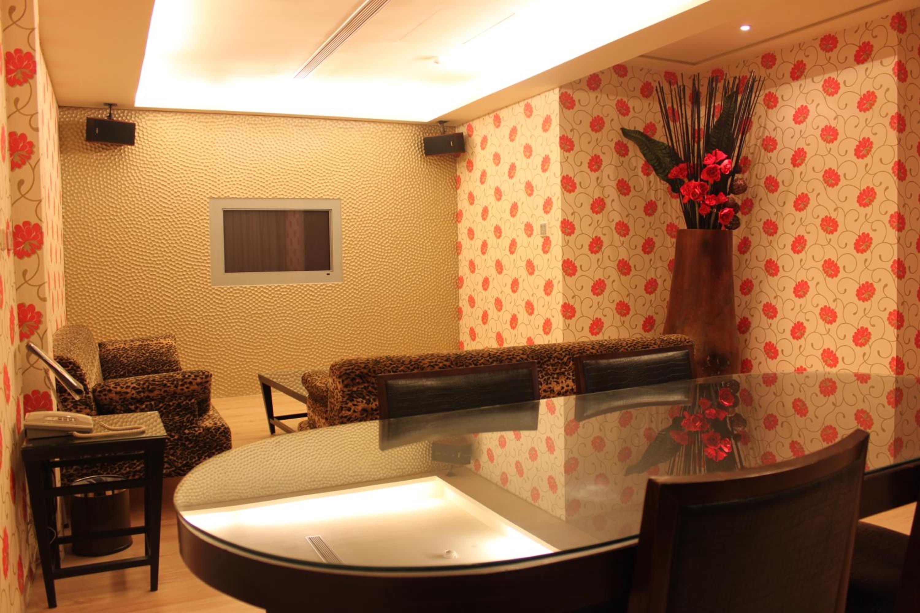 Family Room - Check-in 18:00, check-out before 11:00 photo 1