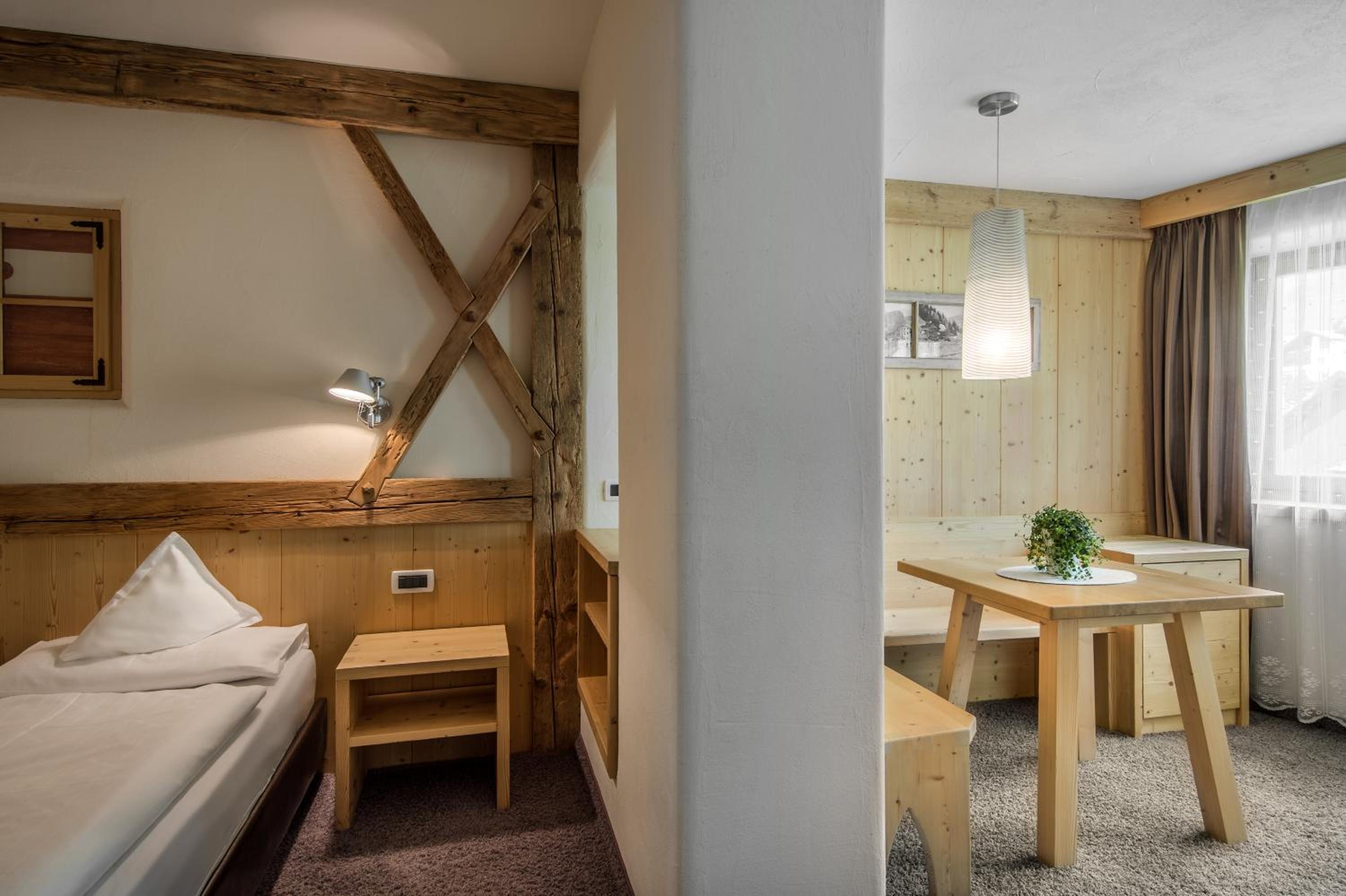 Standard Double Room - Photo 2